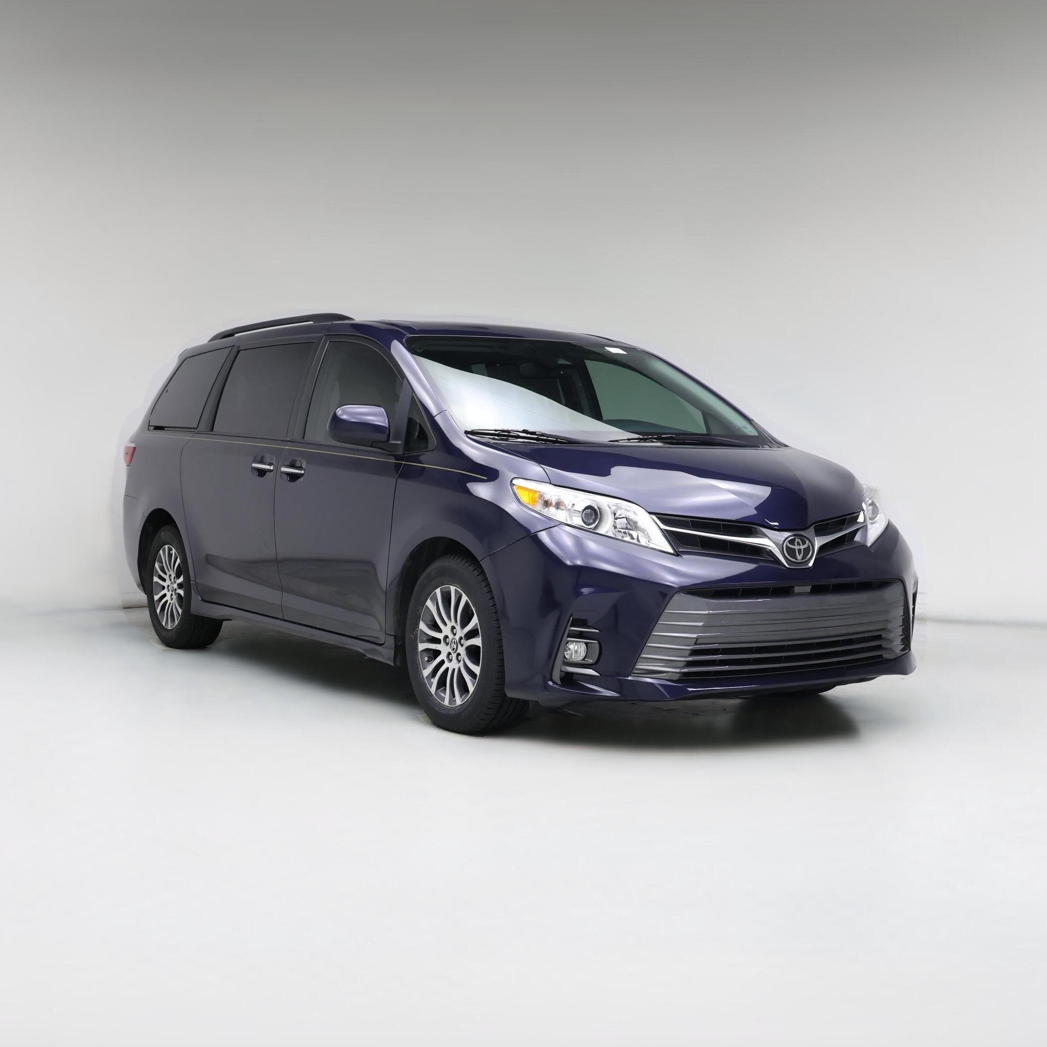 Thumbnail: 2018 Toyota Sienna - 1
