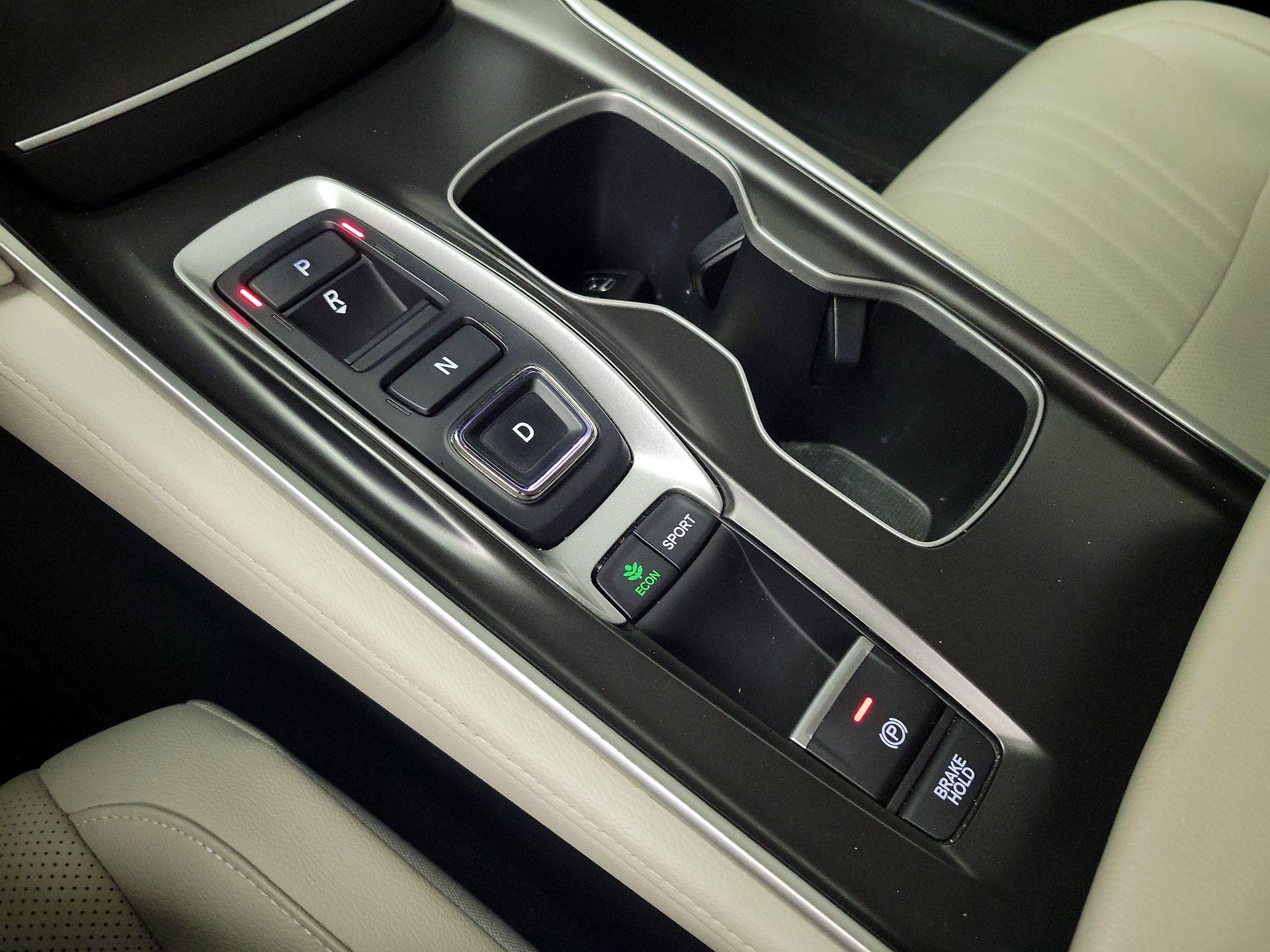Thumbnail: 2018 Honda Accord - 17