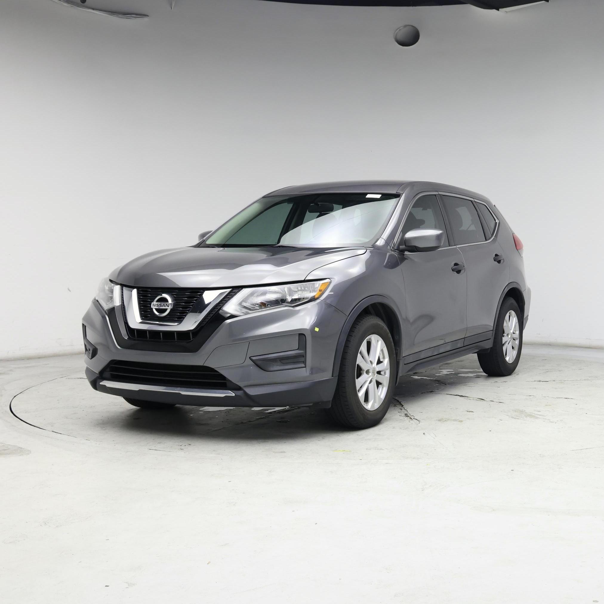 Thumbnail: 2017 Nissan Rogue - 4