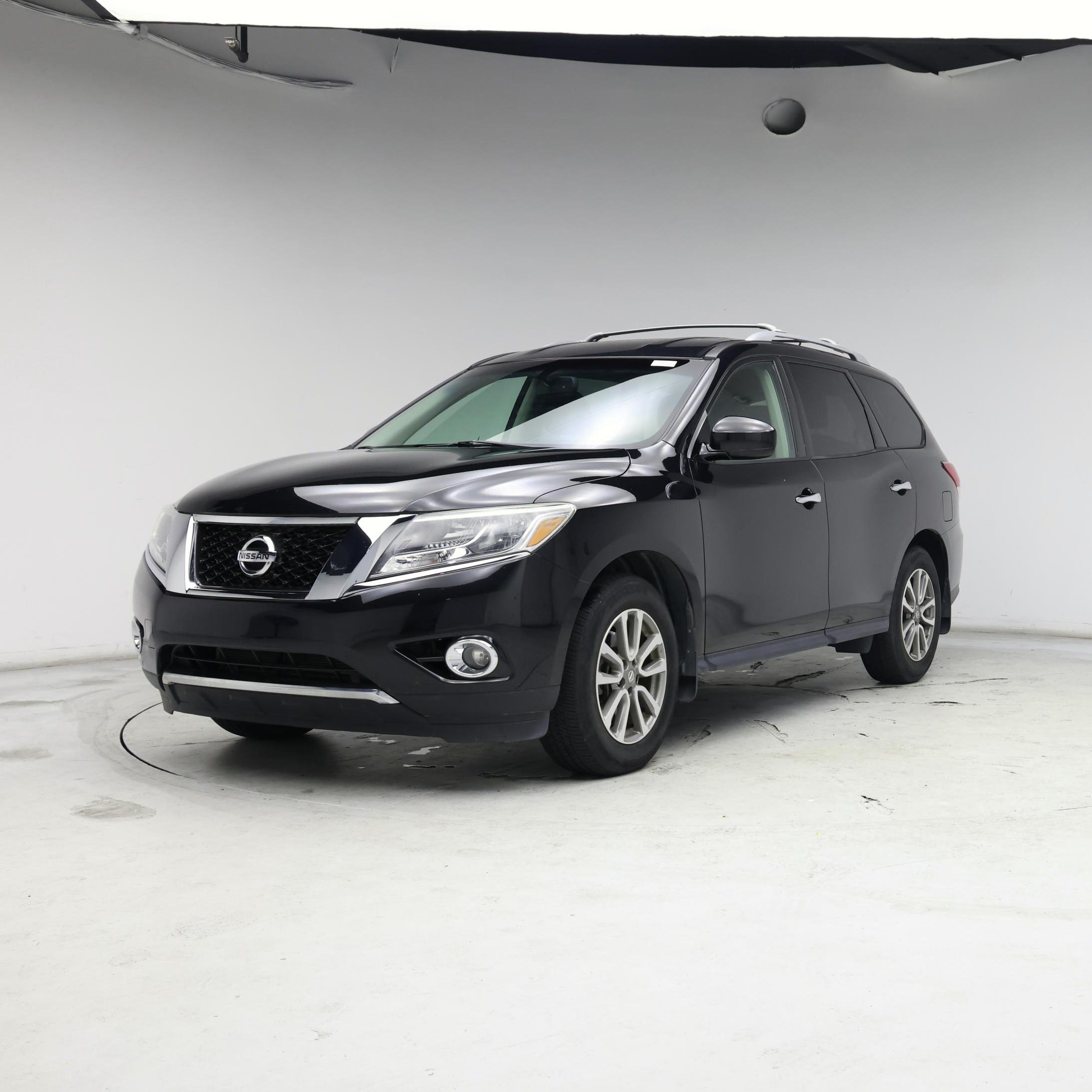 Thumbnail: 2015 Nissan Pathfinder - 4
