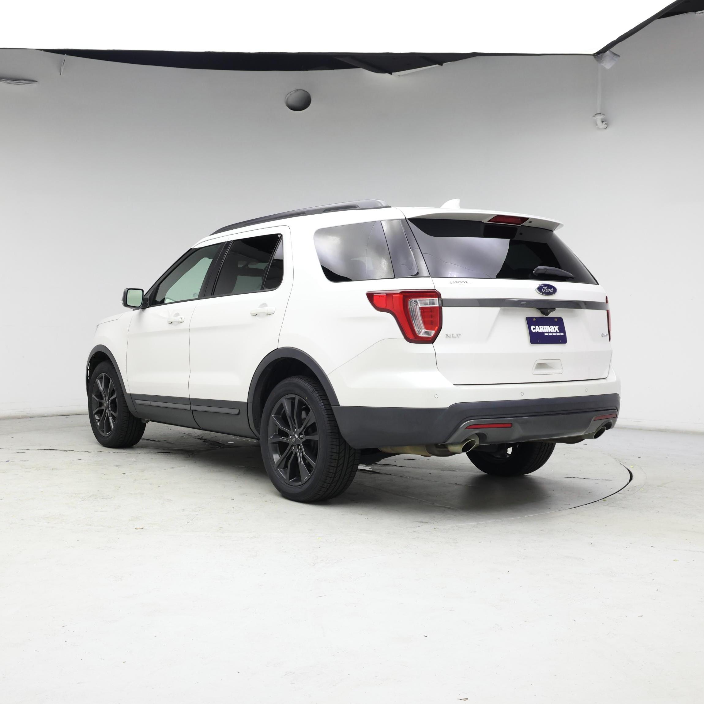 Thumbnail: 2017 Ford Explorer - 2
