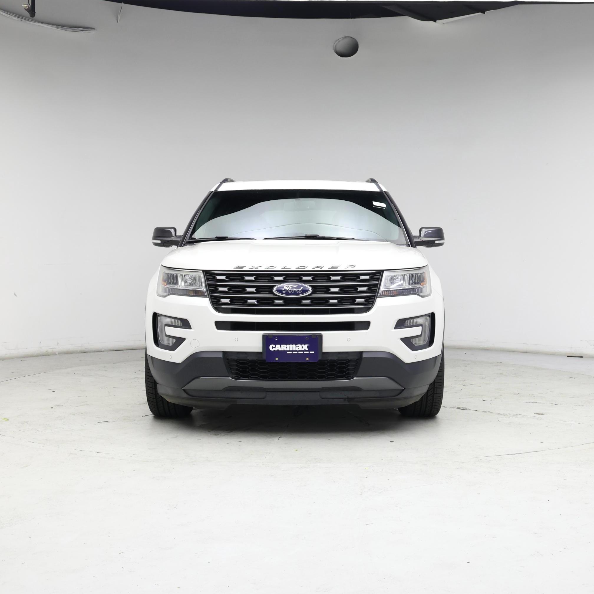 Thumbnail: 2017 Ford Explorer - 5