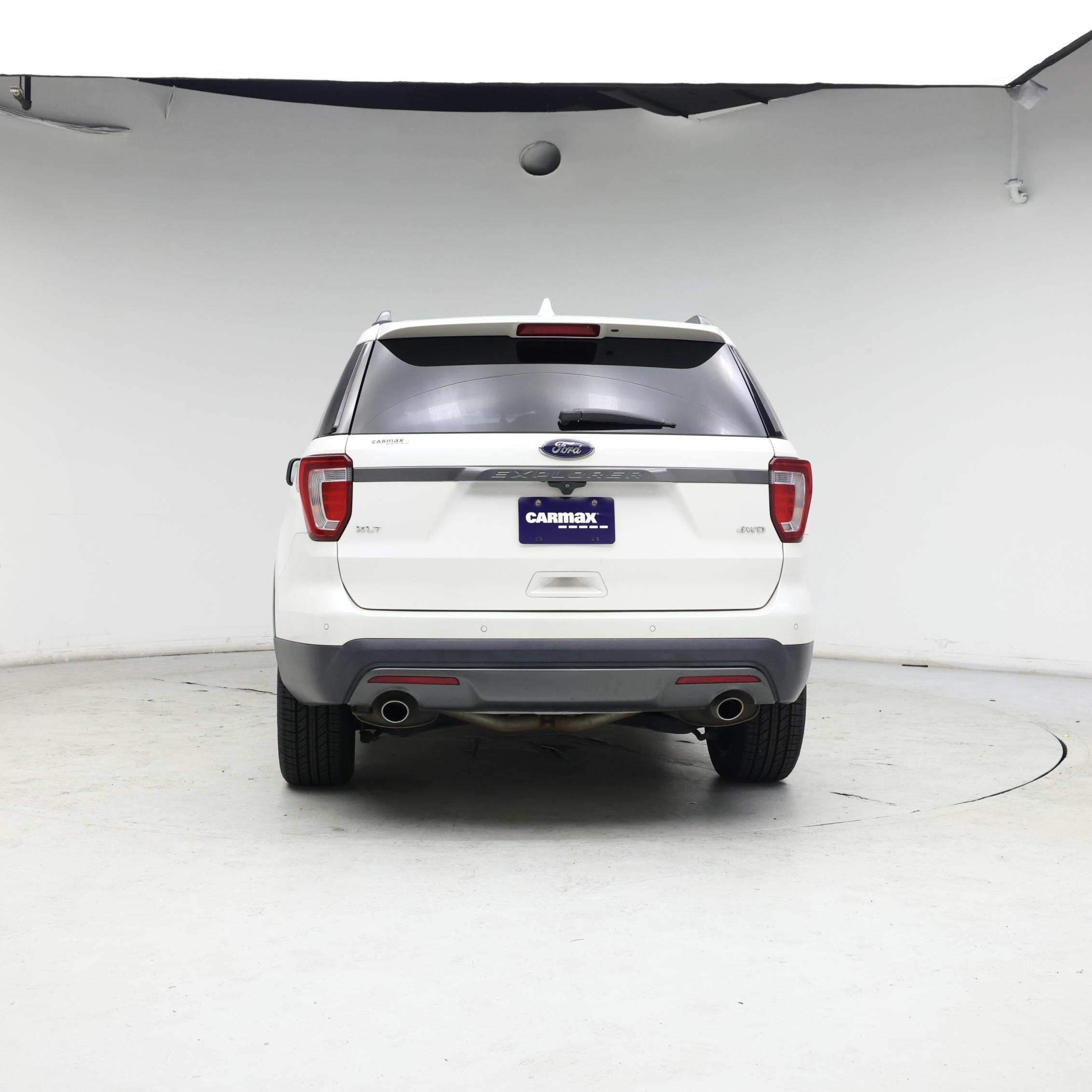 Thumbnail: 2017 Ford Explorer - 6