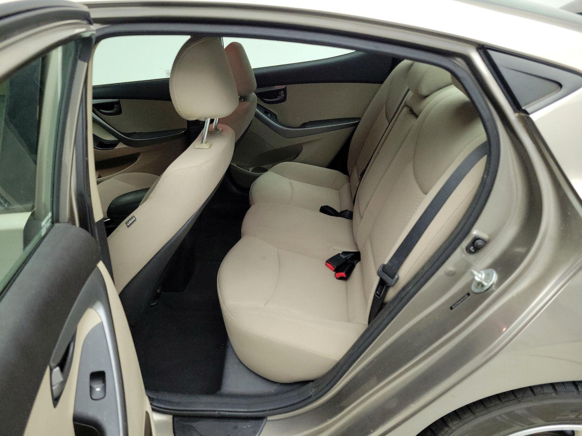 Thumbnail: 2014 Hyundai Elantra - 18