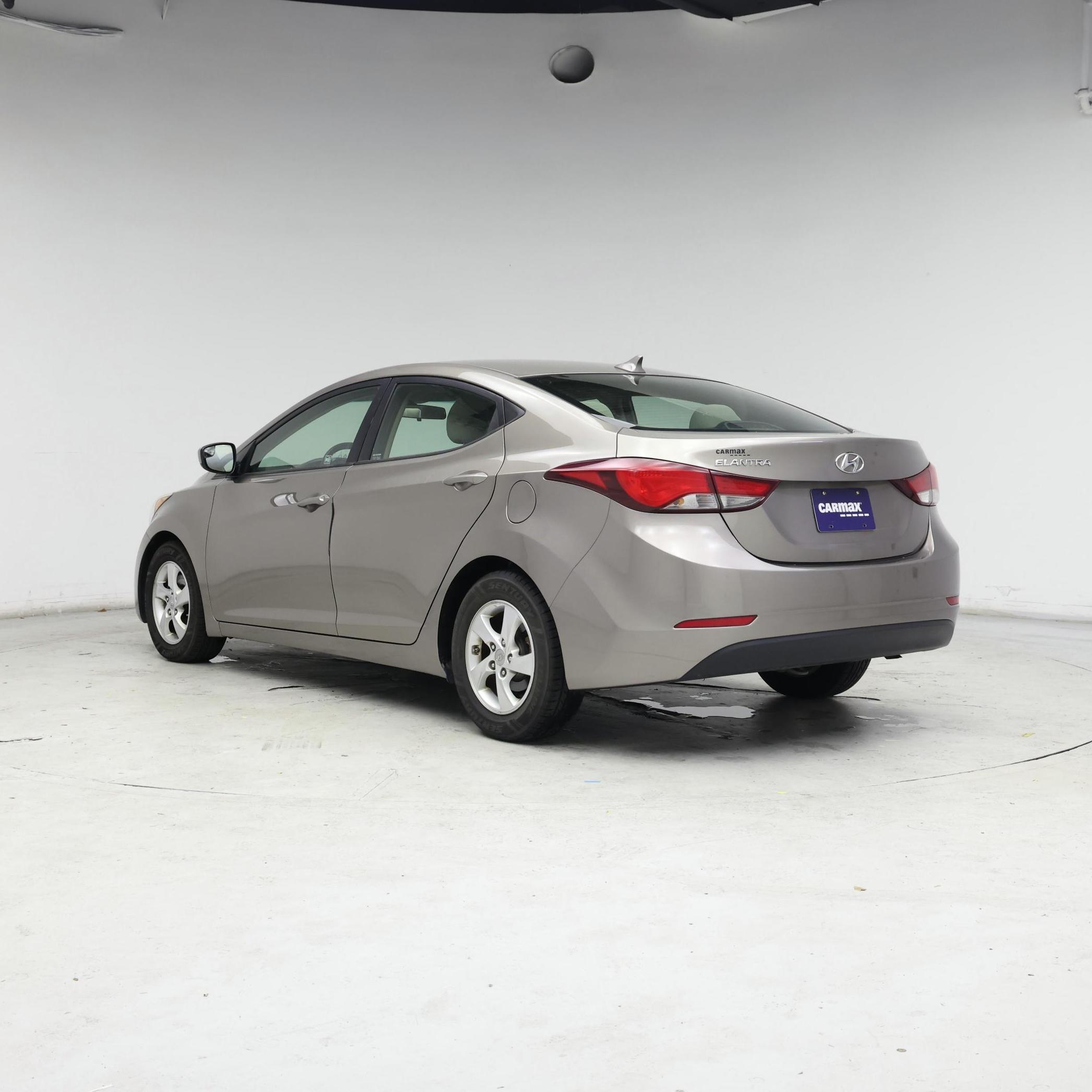 Thumbnail: 2014 Hyundai Elantra - 2