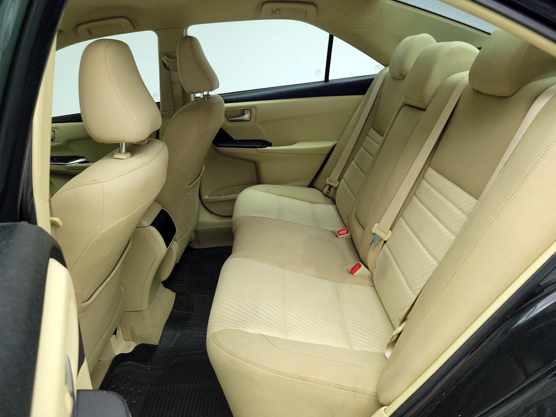 Thumbnail: 2015 Toyota Camry - 19