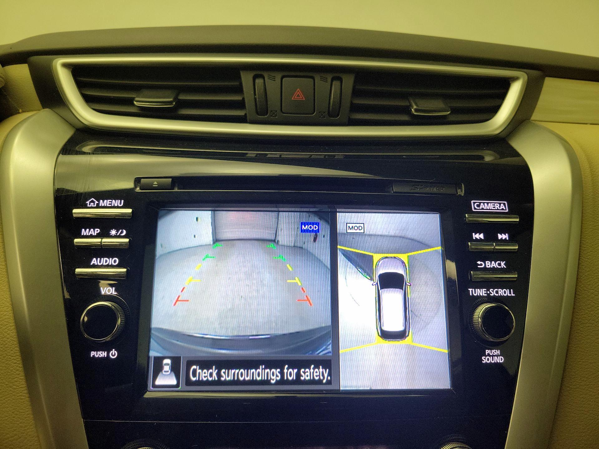 Thumbnail: 2016 Nissan Murano - 15