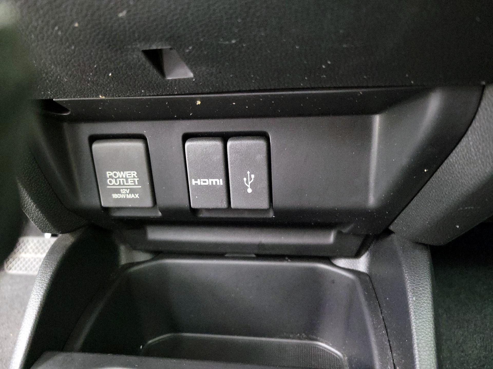 Thumbnail: 2015 Honda Fit - 18