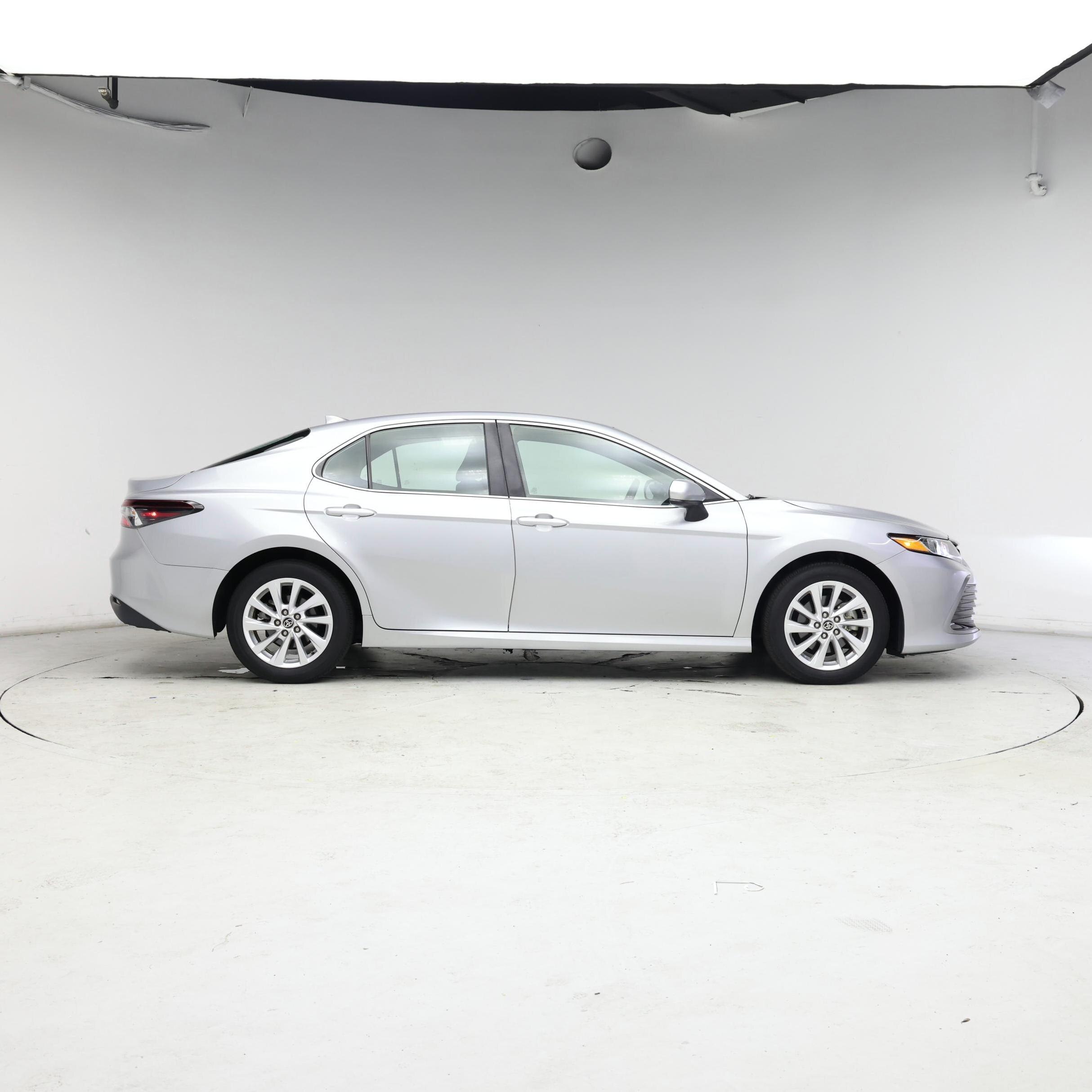 Thumbnail: 2021 Toyota Camry - 7