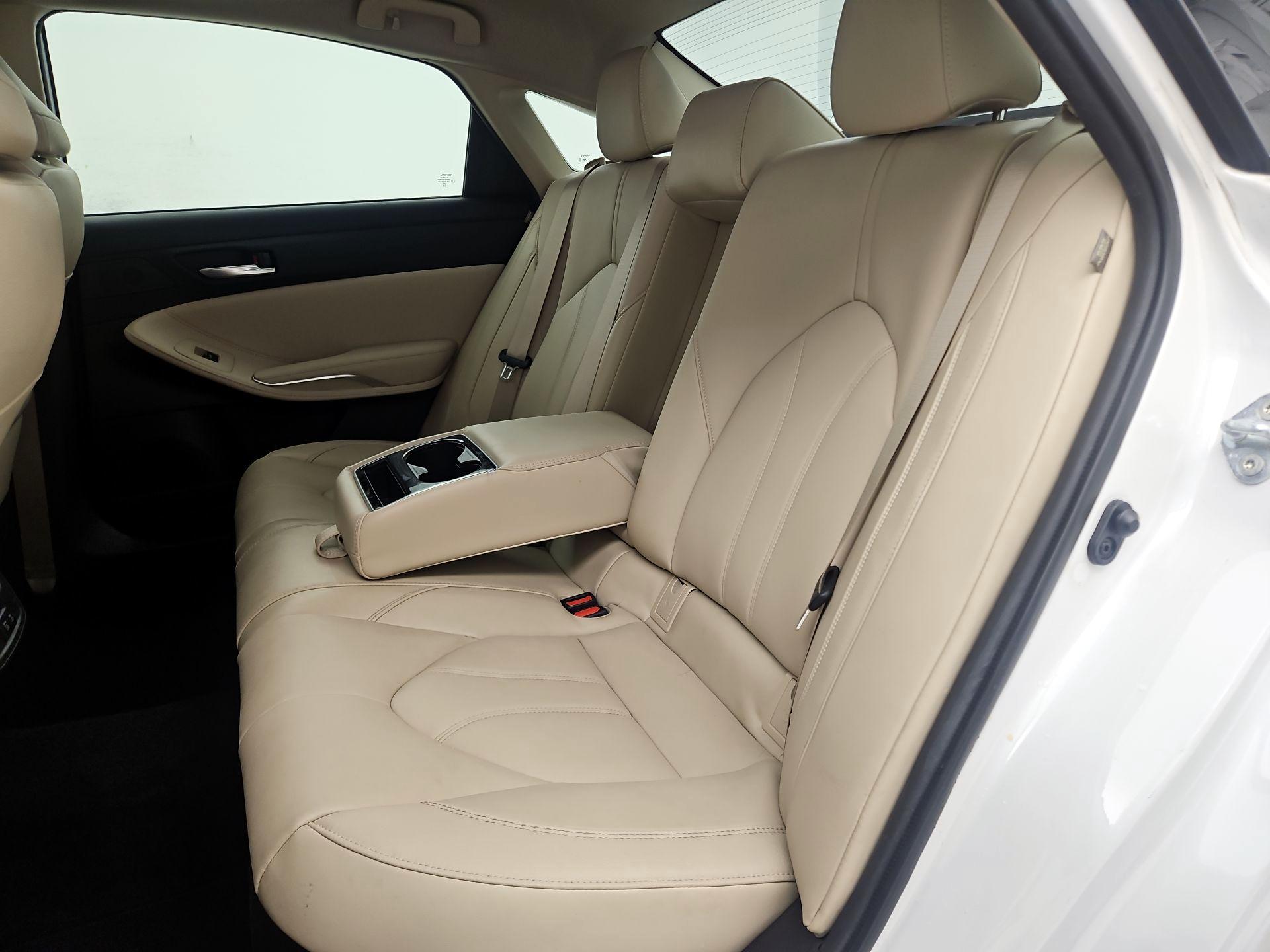 Thumbnail: 2021 Toyota Avalon - 19