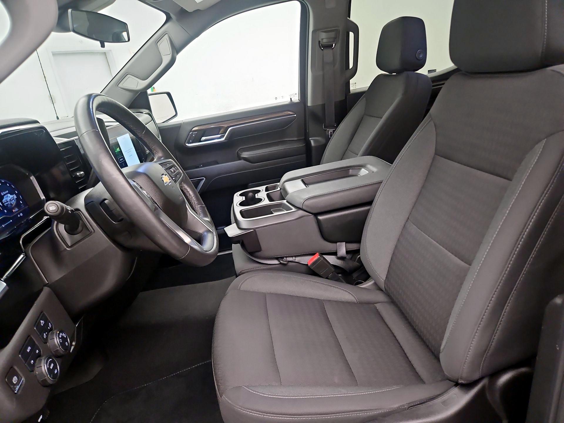 Thumbnail: 2022 Chevrolet Silverado 1500 - 11
