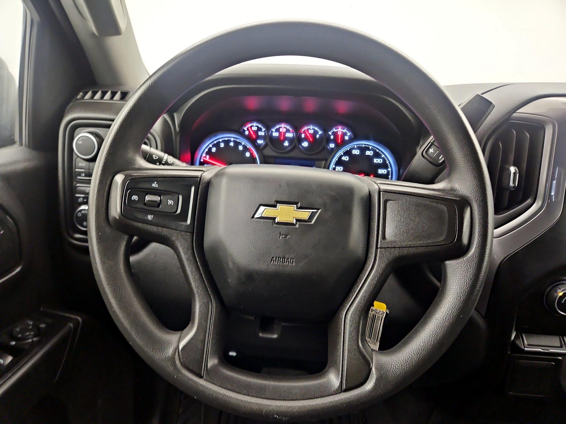 Thumbnail: 2021 Chevrolet Silverado 1500 - 10