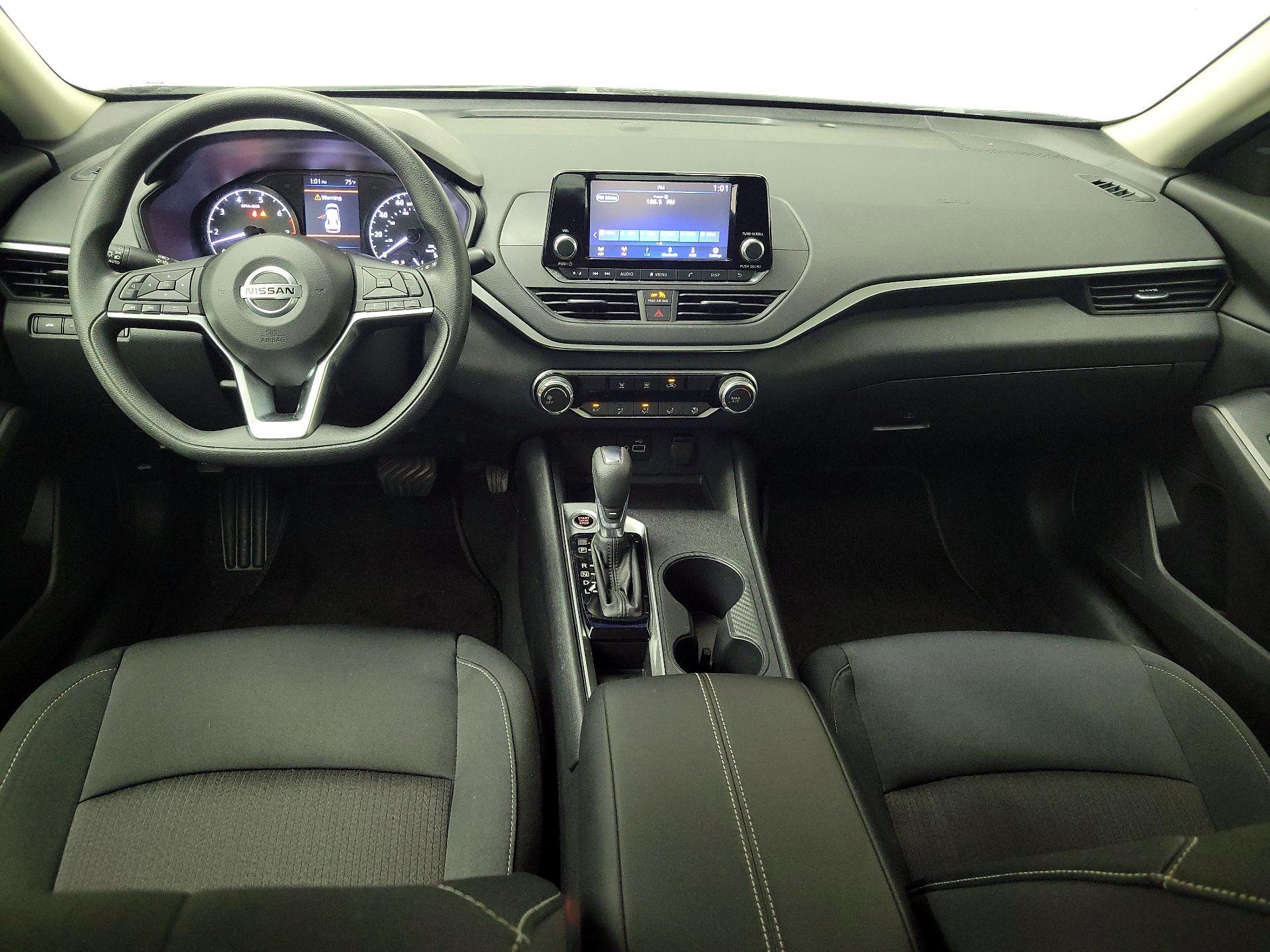 Thumbnail: 2021 Nissan Altima - 9