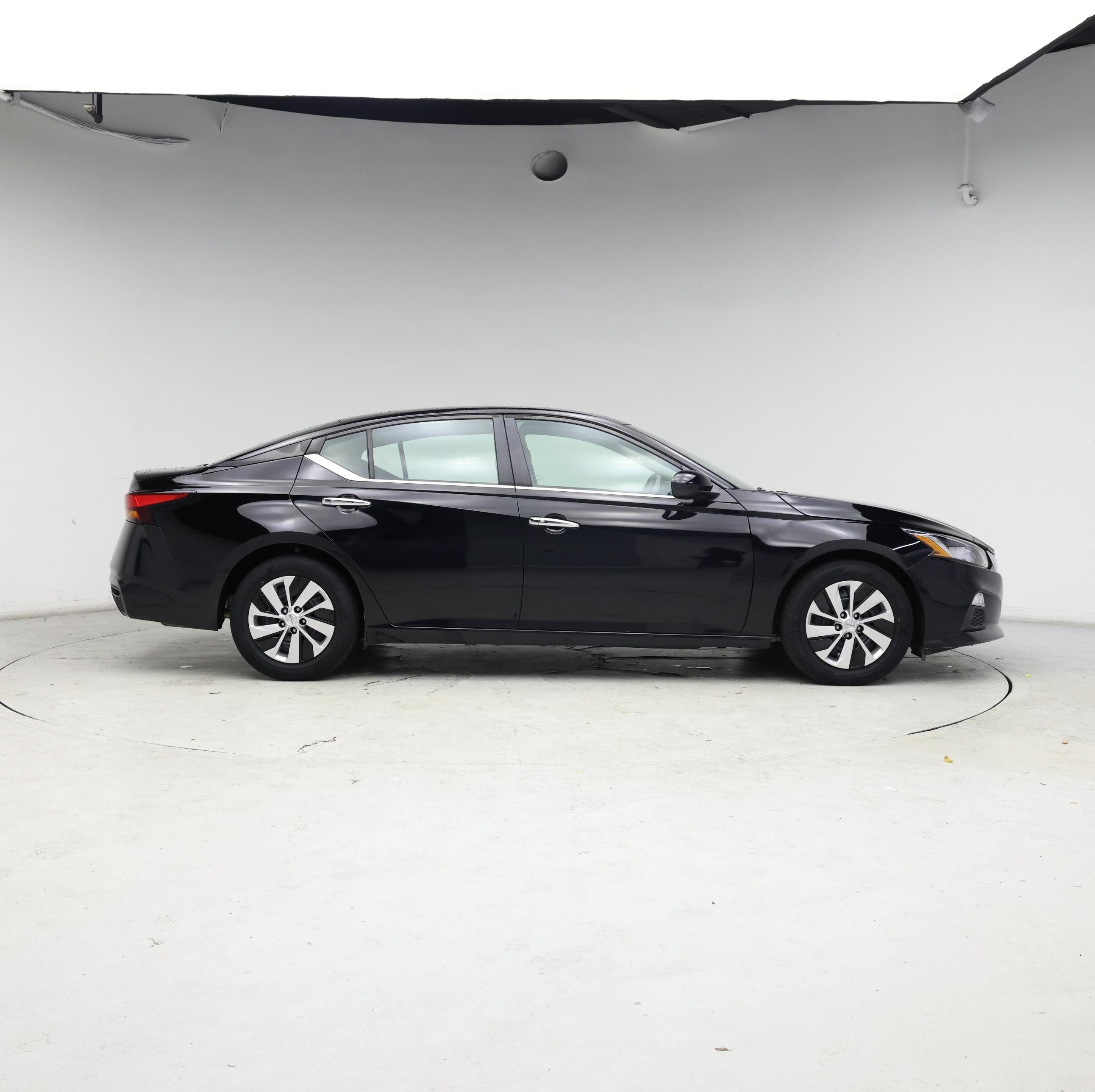 Thumbnail: 2021 Nissan Altima - 7