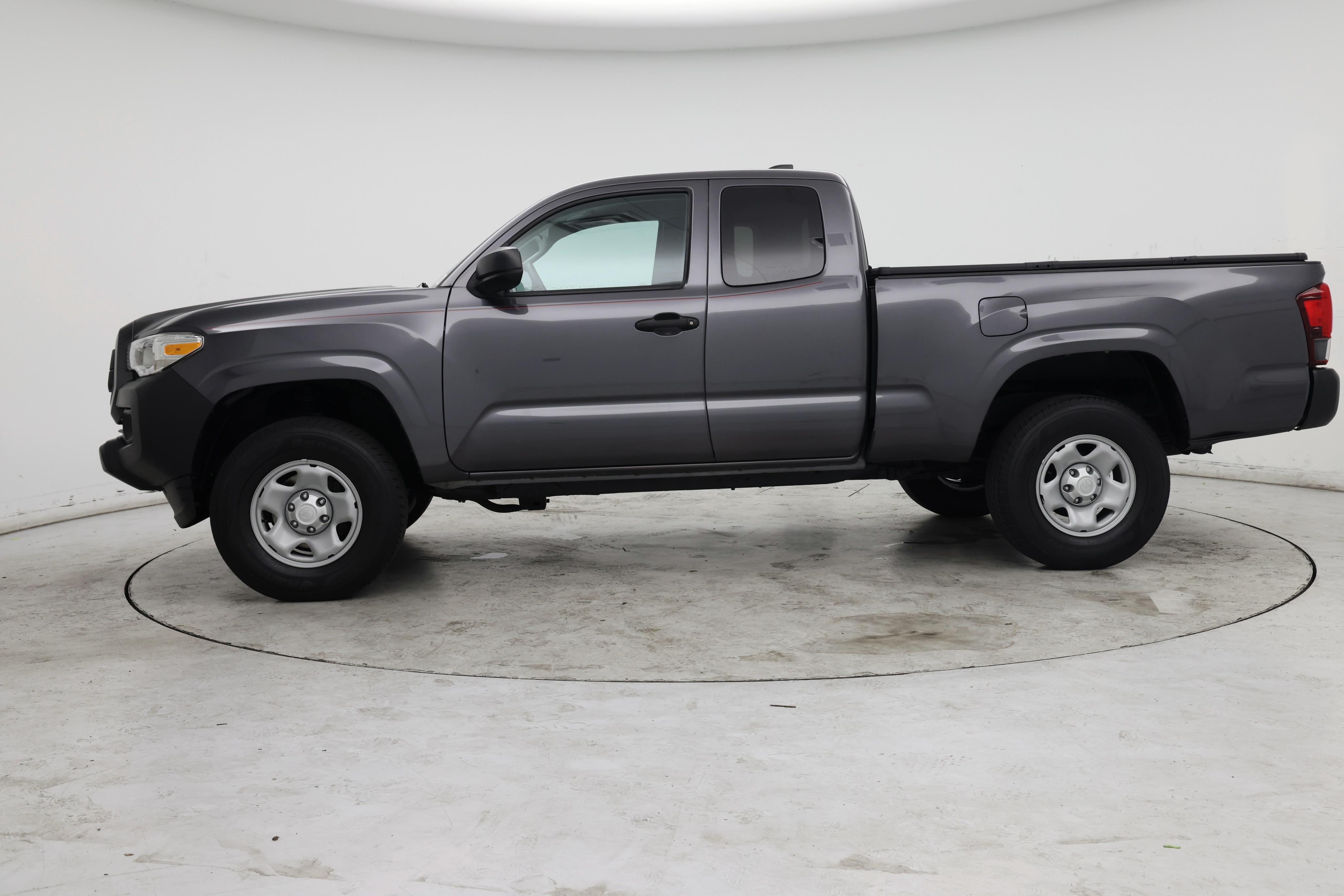 Thumbnail: 2021 Toyota Tacoma - 3