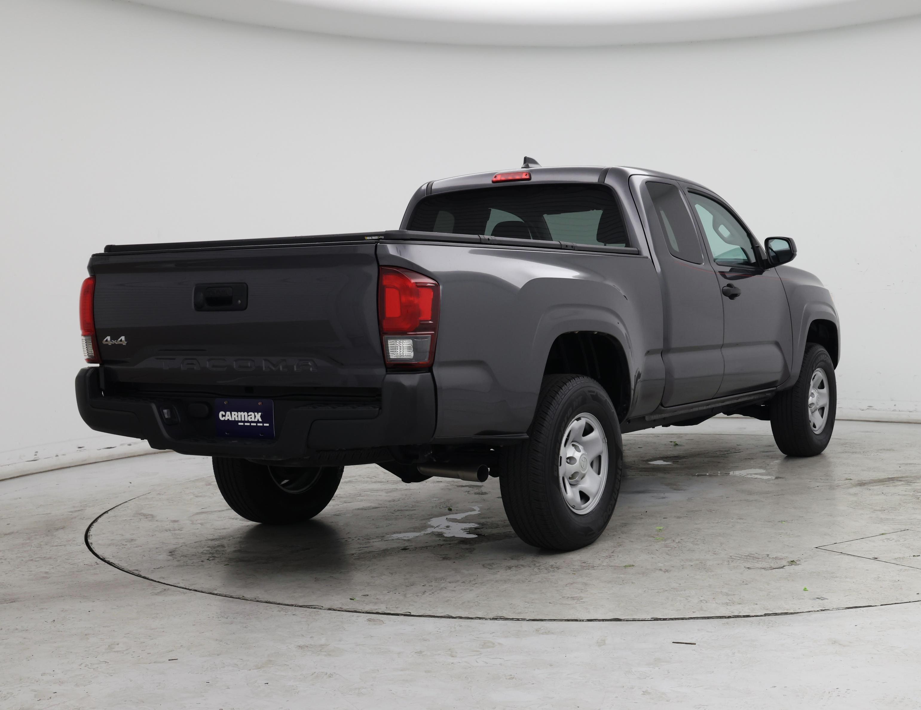 Thumbnail: 2021 Toyota Tacoma - 8