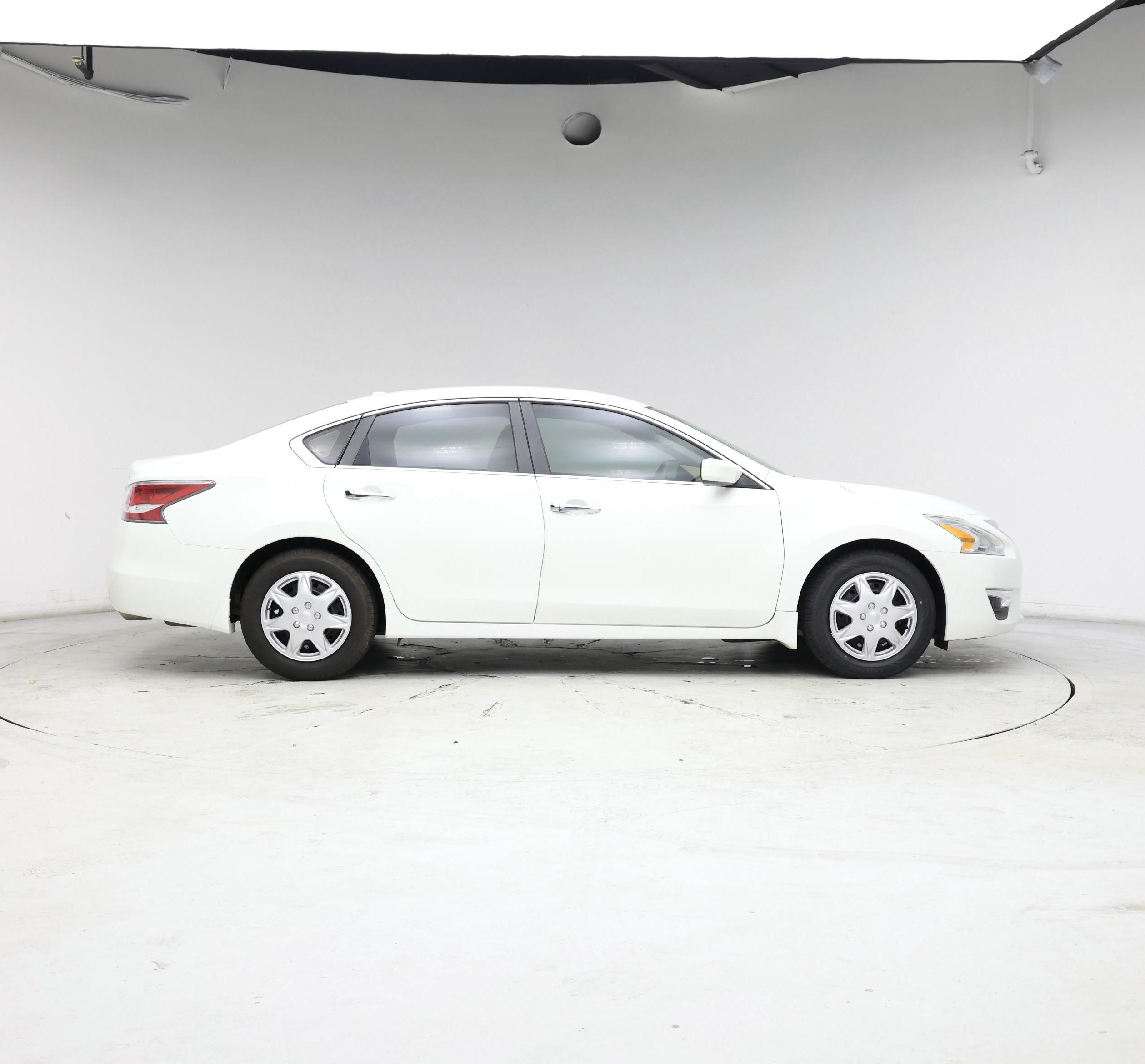 Thumbnail: 2015 Nissan Altima - 7