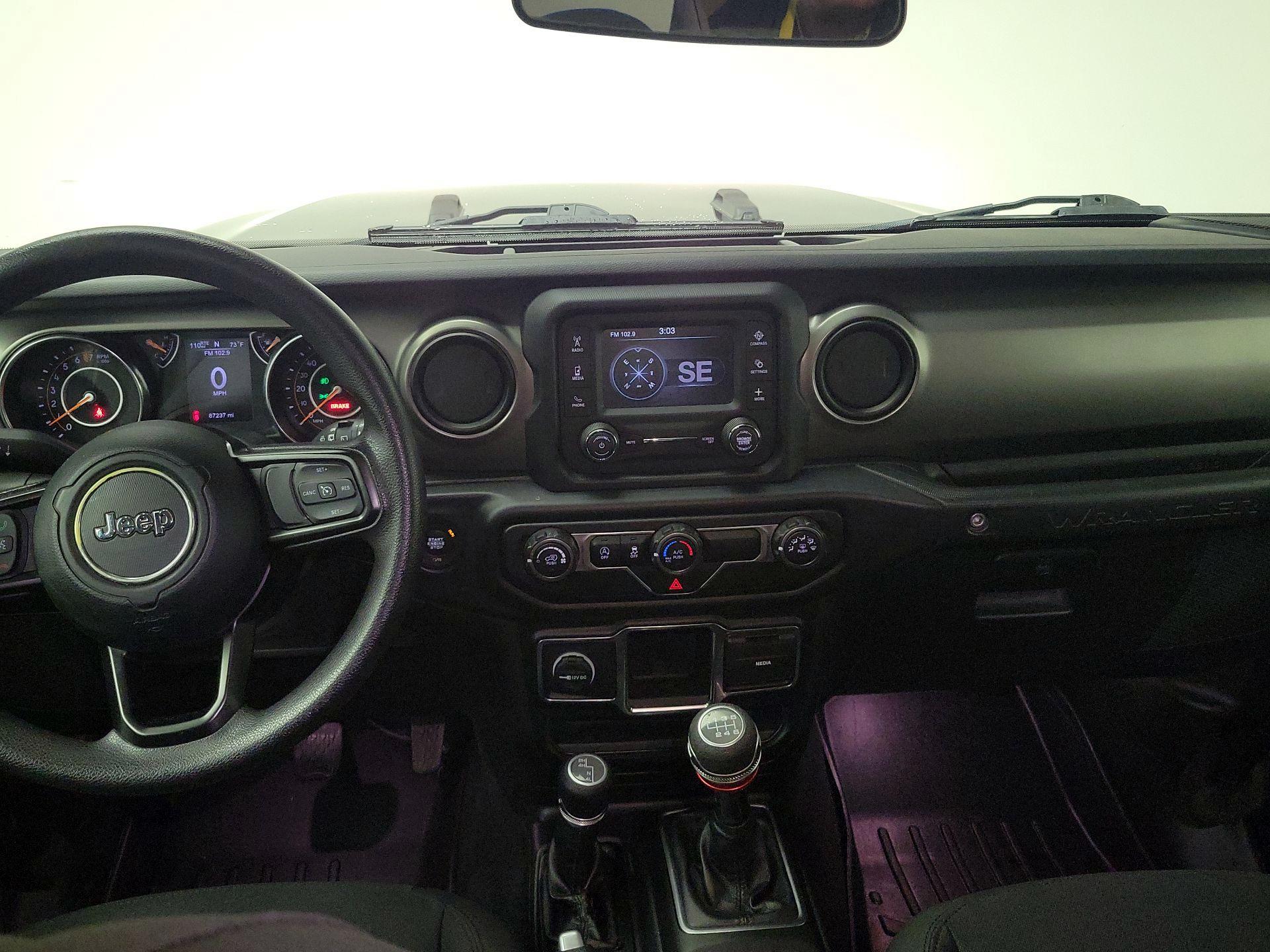 Thumbnail: 2019 Jeep Wrangler - 9