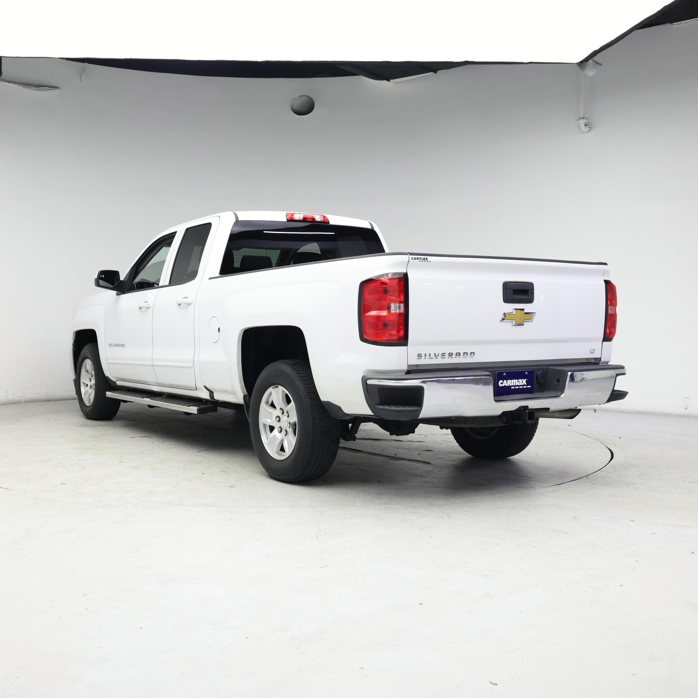 Thumbnail: 2018 Chevrolet Silverado 1500 - 2