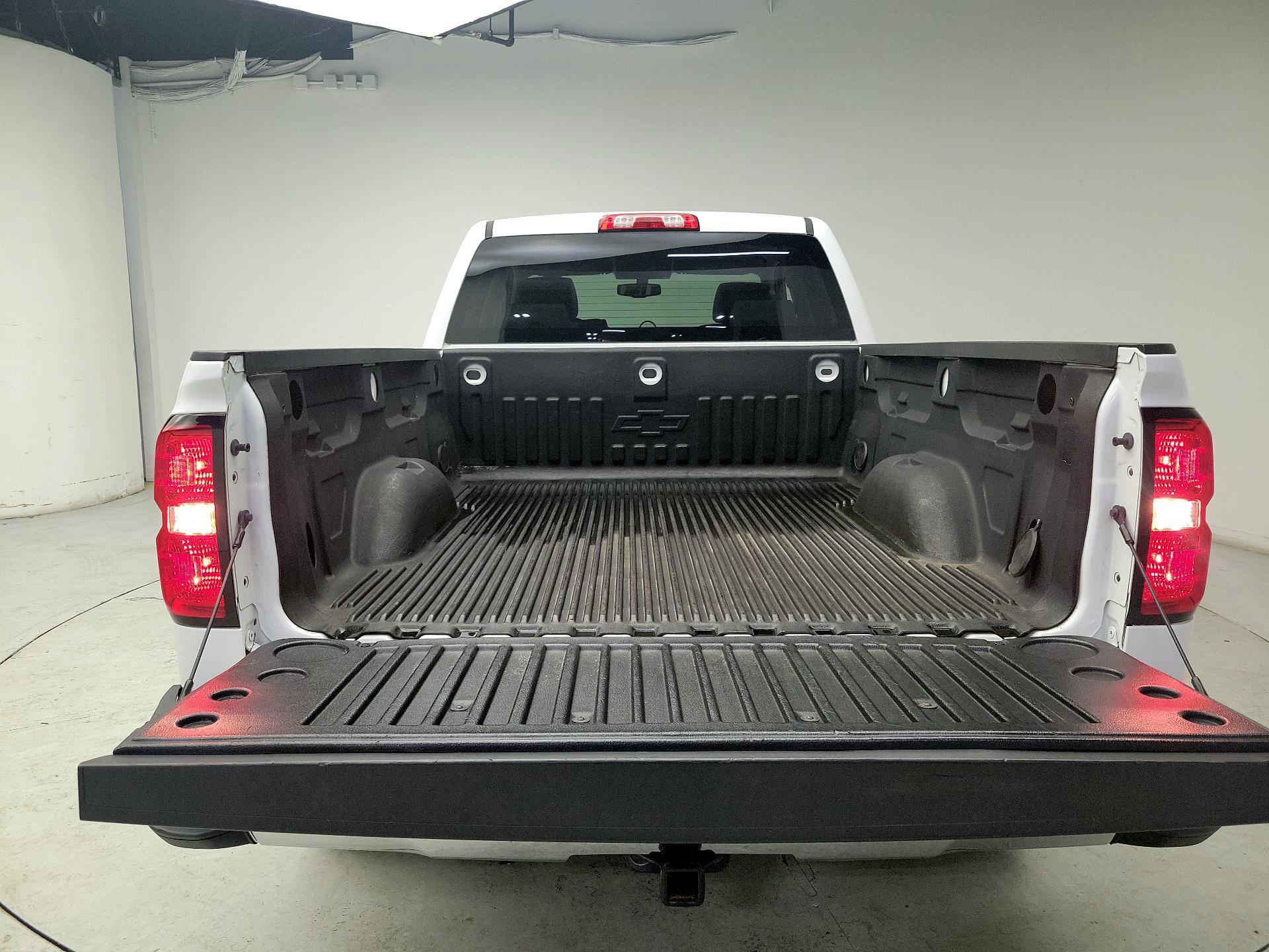 Thumbnail: 2018 Chevrolet Silverado 1500 - 20