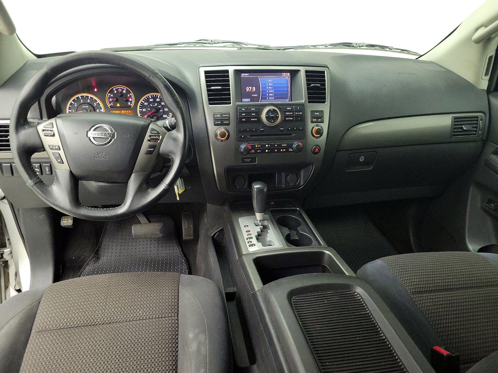 Thumbnail: 2013 Nissan Armada - 9