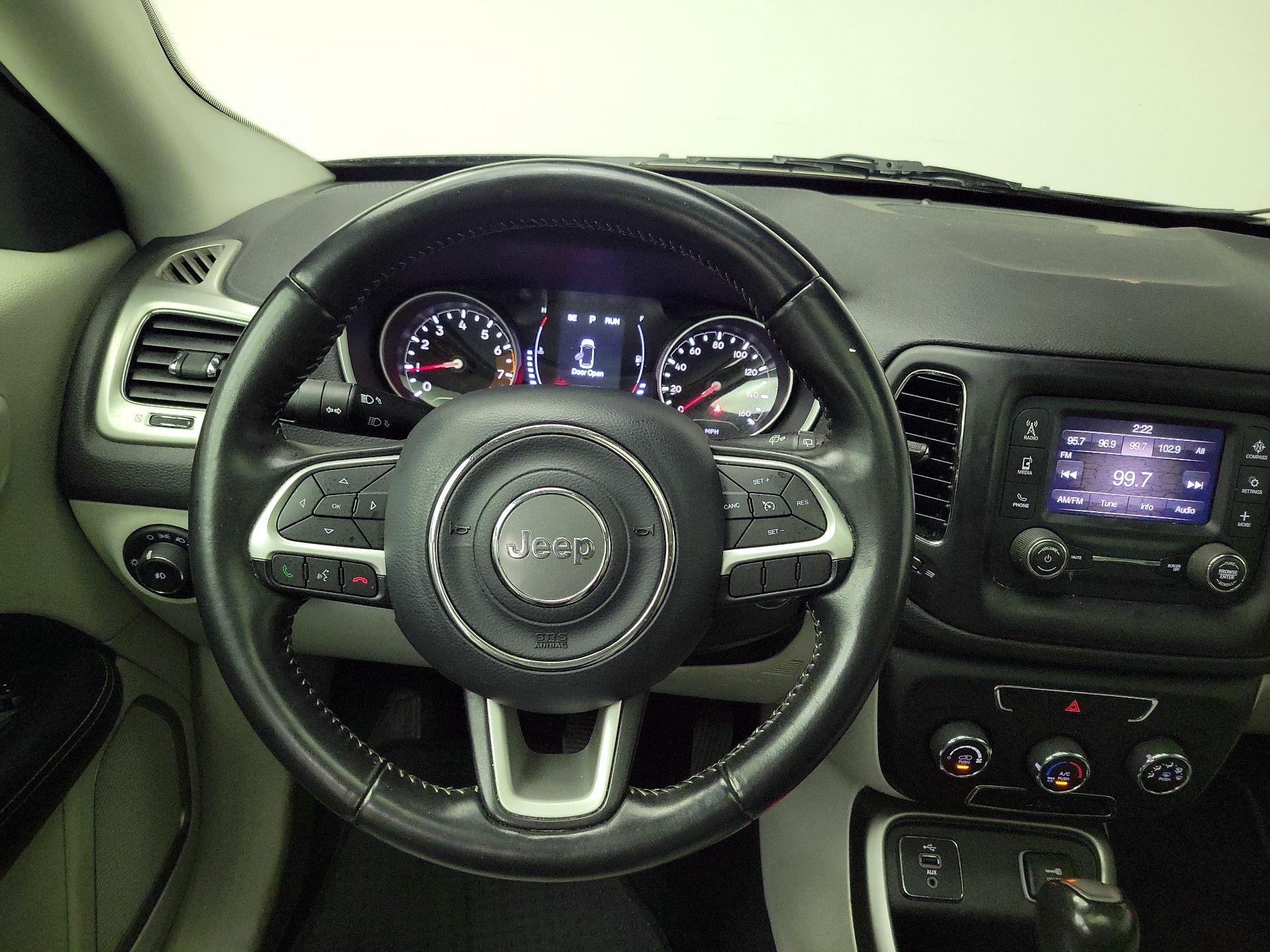Thumbnail: 2018 Jeep Compass - 10