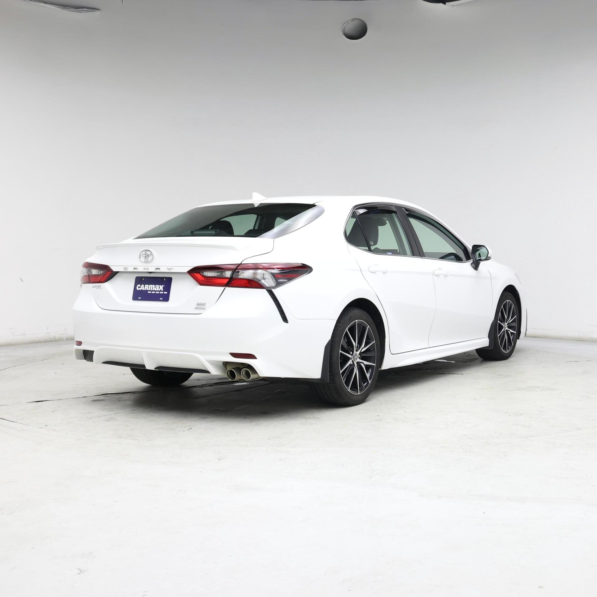 Thumbnail: 2023 Toyota Camry - 8