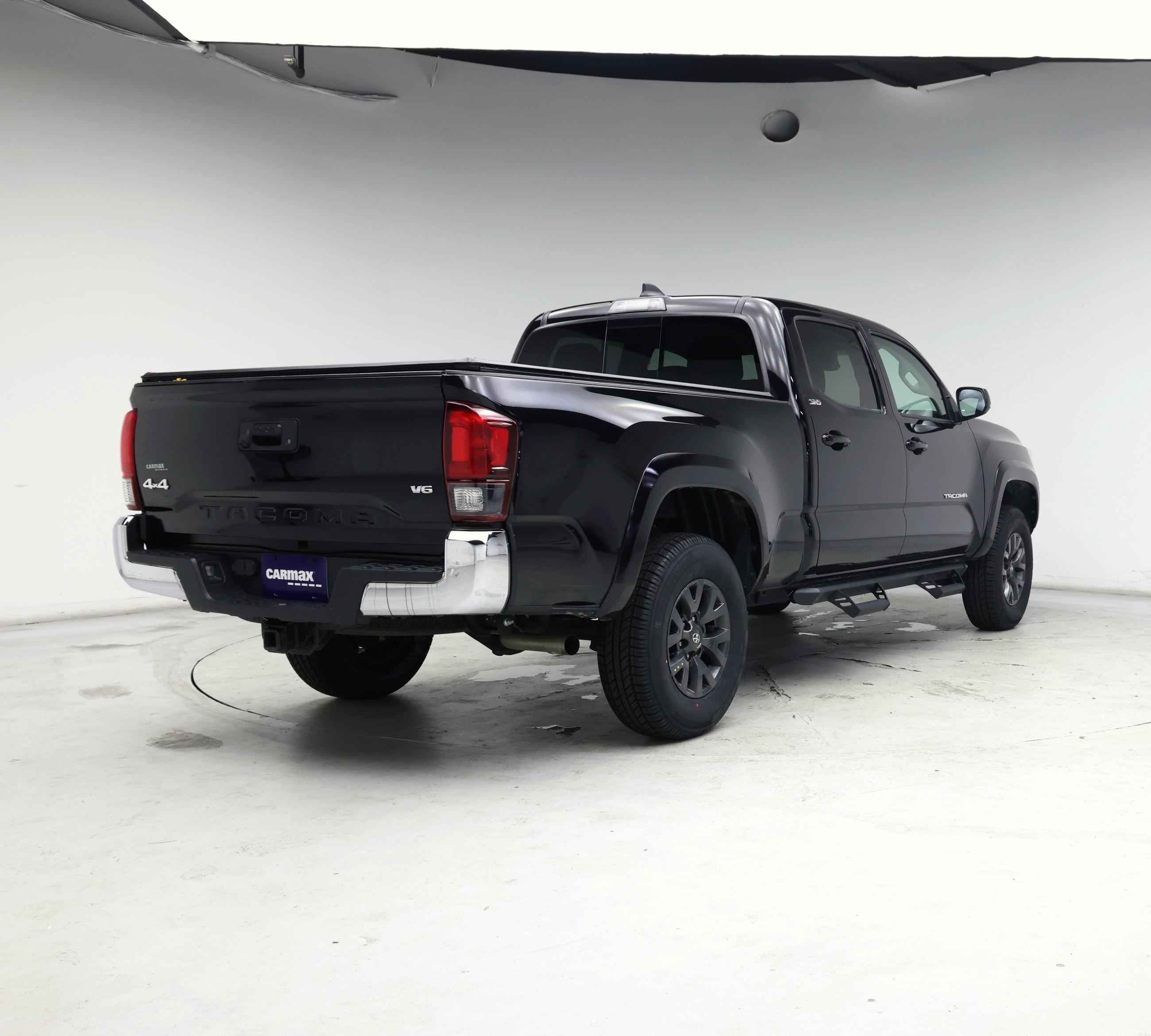 Thumbnail: 2022 Toyota Tacoma - 8