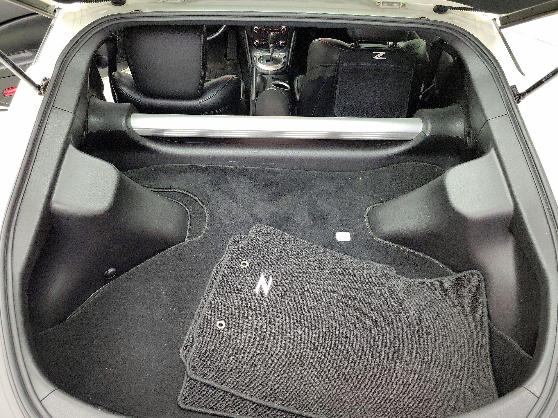 Thumbnail: 2016 Nissan Z - 18