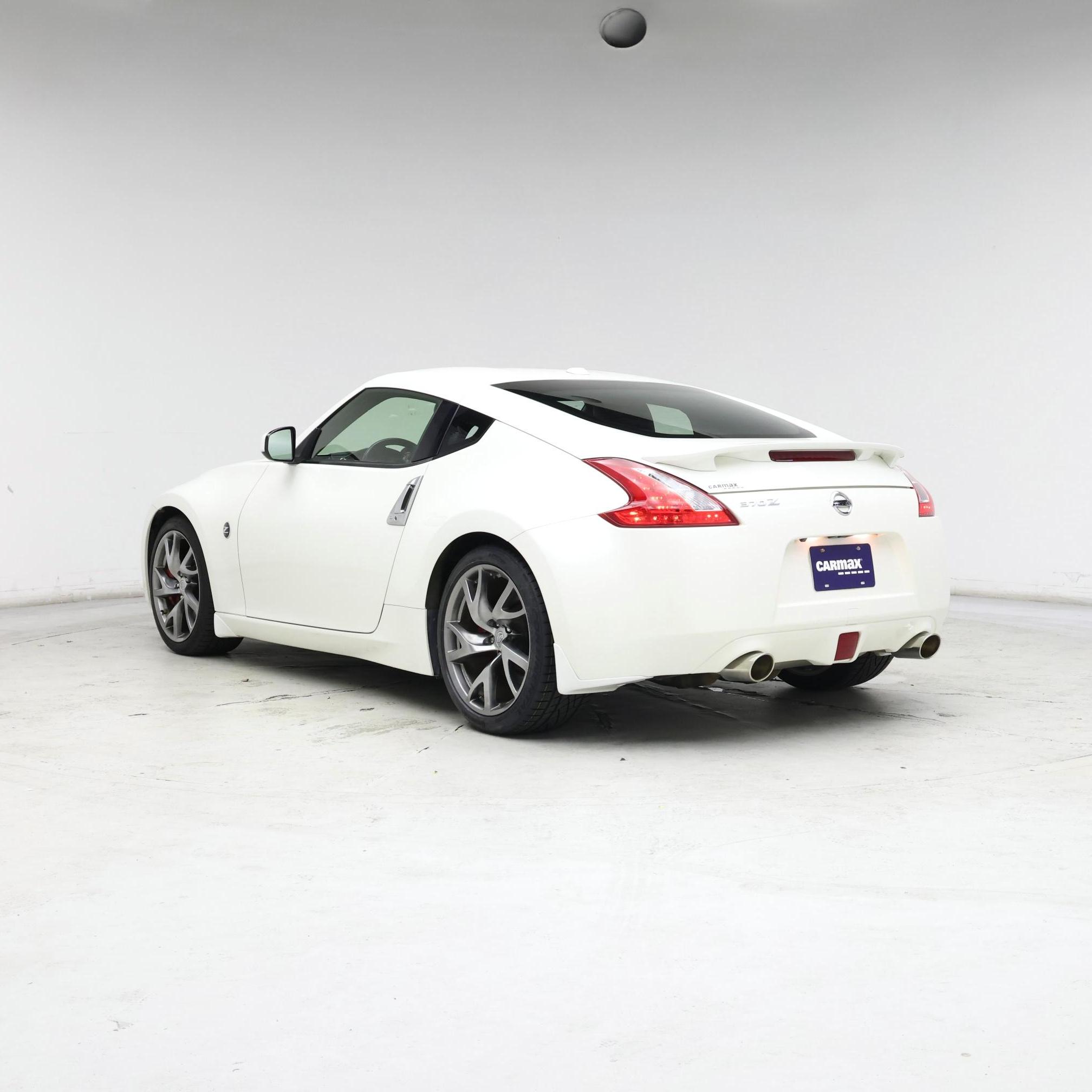 Thumbnail: 2016 Nissan Z - 2