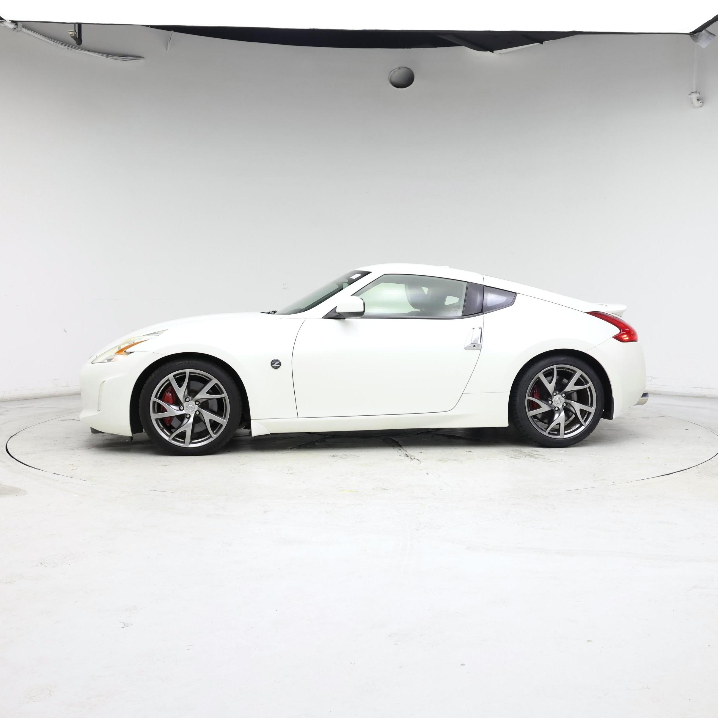 Thumbnail: 2016 Nissan Z - 3