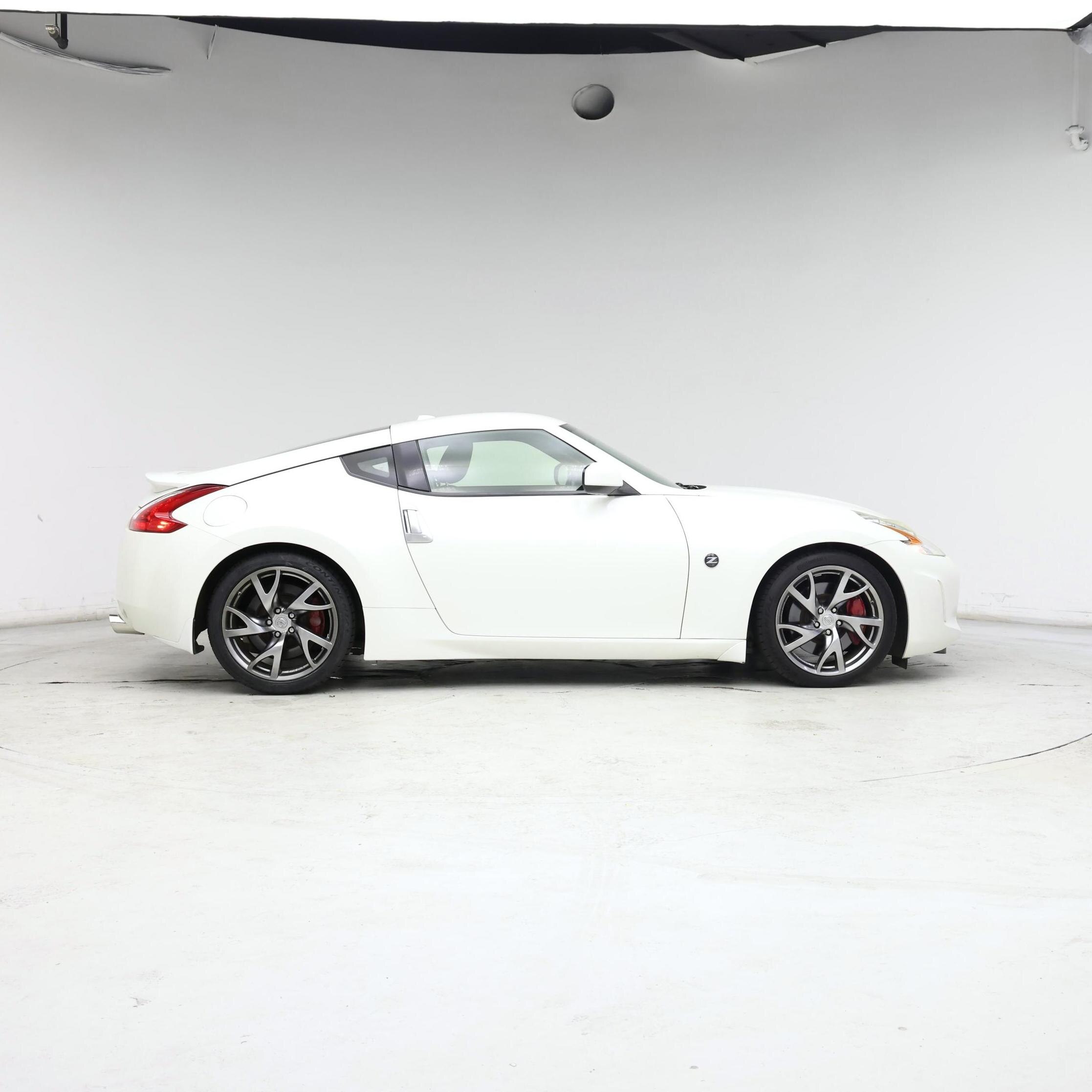 Thumbnail: 2016 Nissan Z - 7