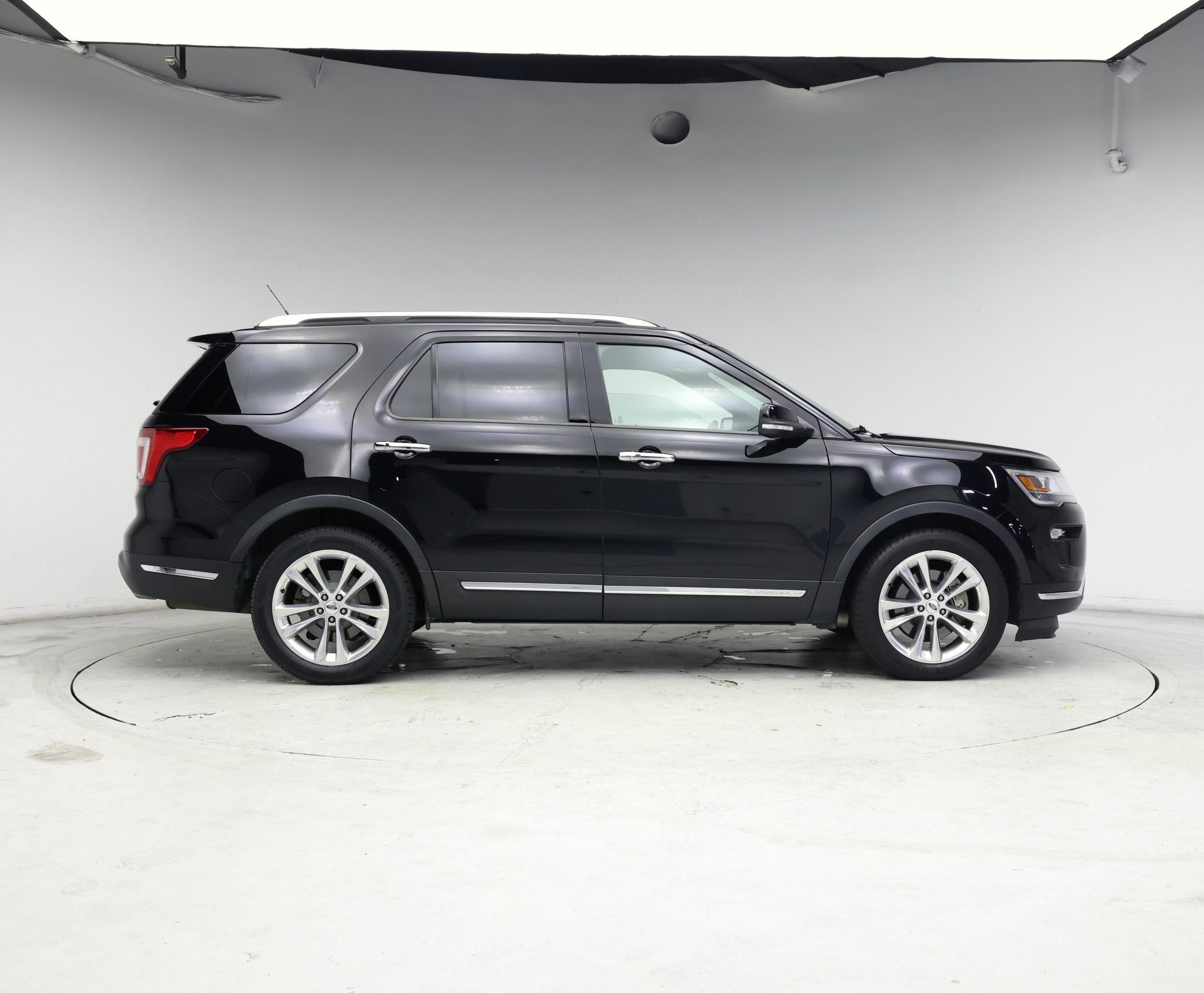 Thumbnail: 2018 Ford Explorer - 7