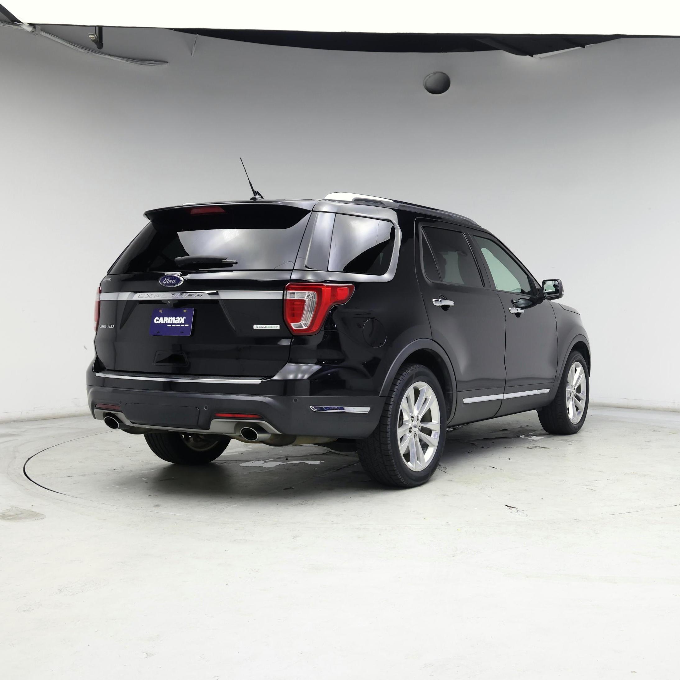 Thumbnail: 2018 Ford Explorer - 8