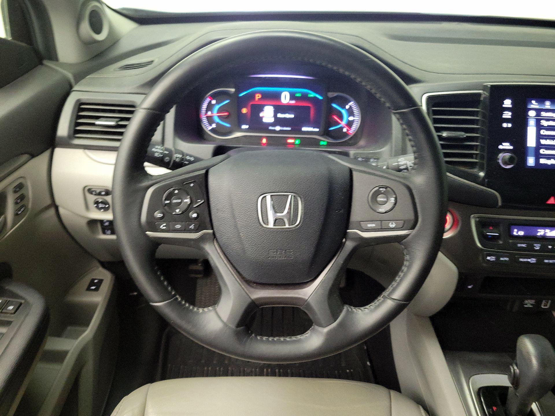 Thumbnail: 2019 Honda Pilot - 10