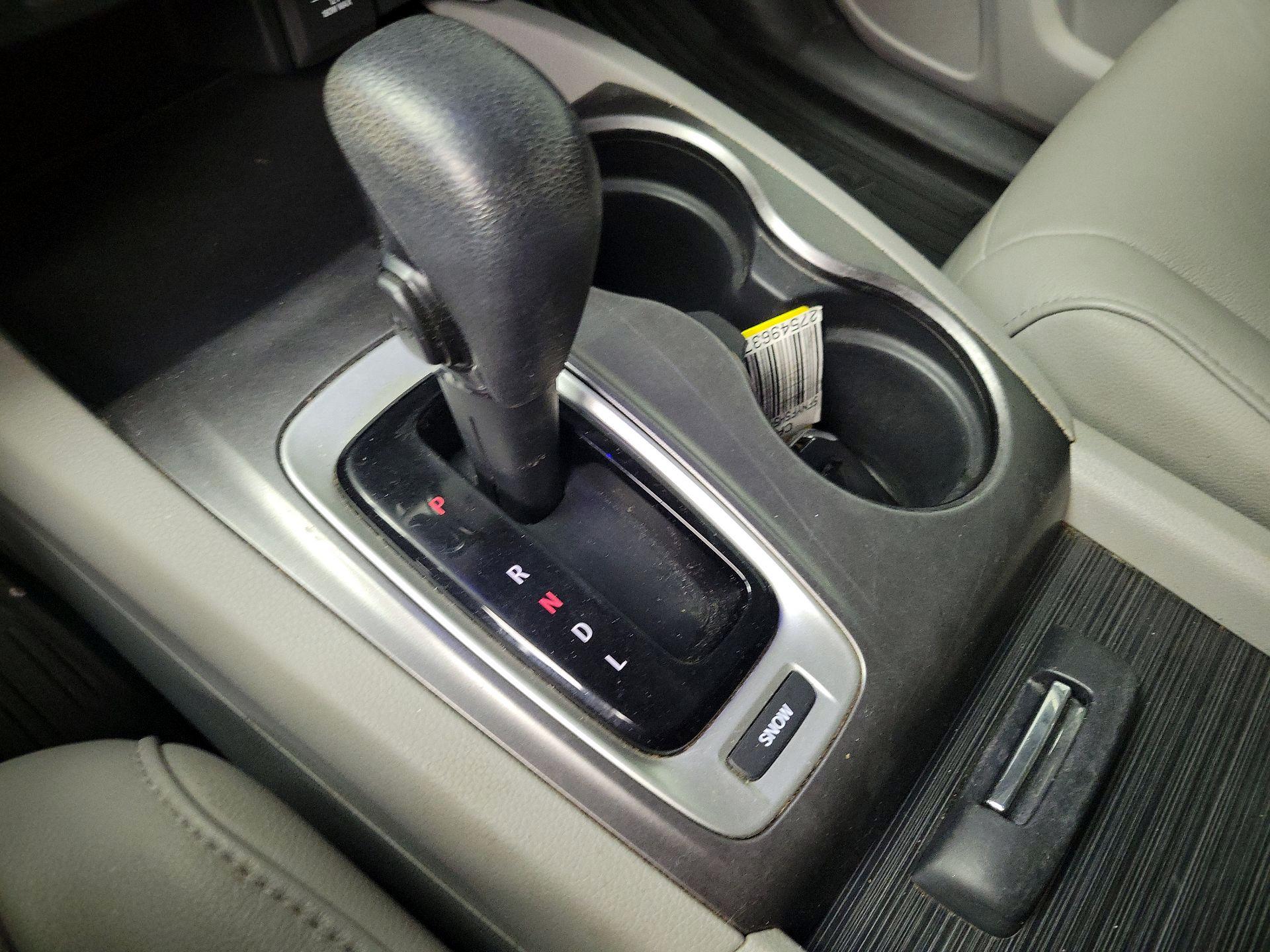 Thumbnail: 2019 Honda Pilot - 17