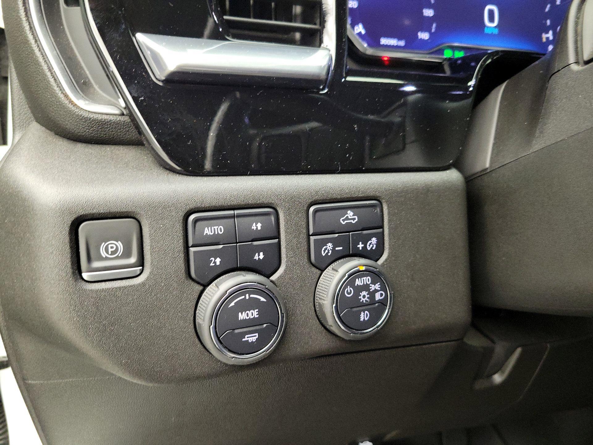 Thumbnail: 2022 Chevrolet Silverado 1500 - 13