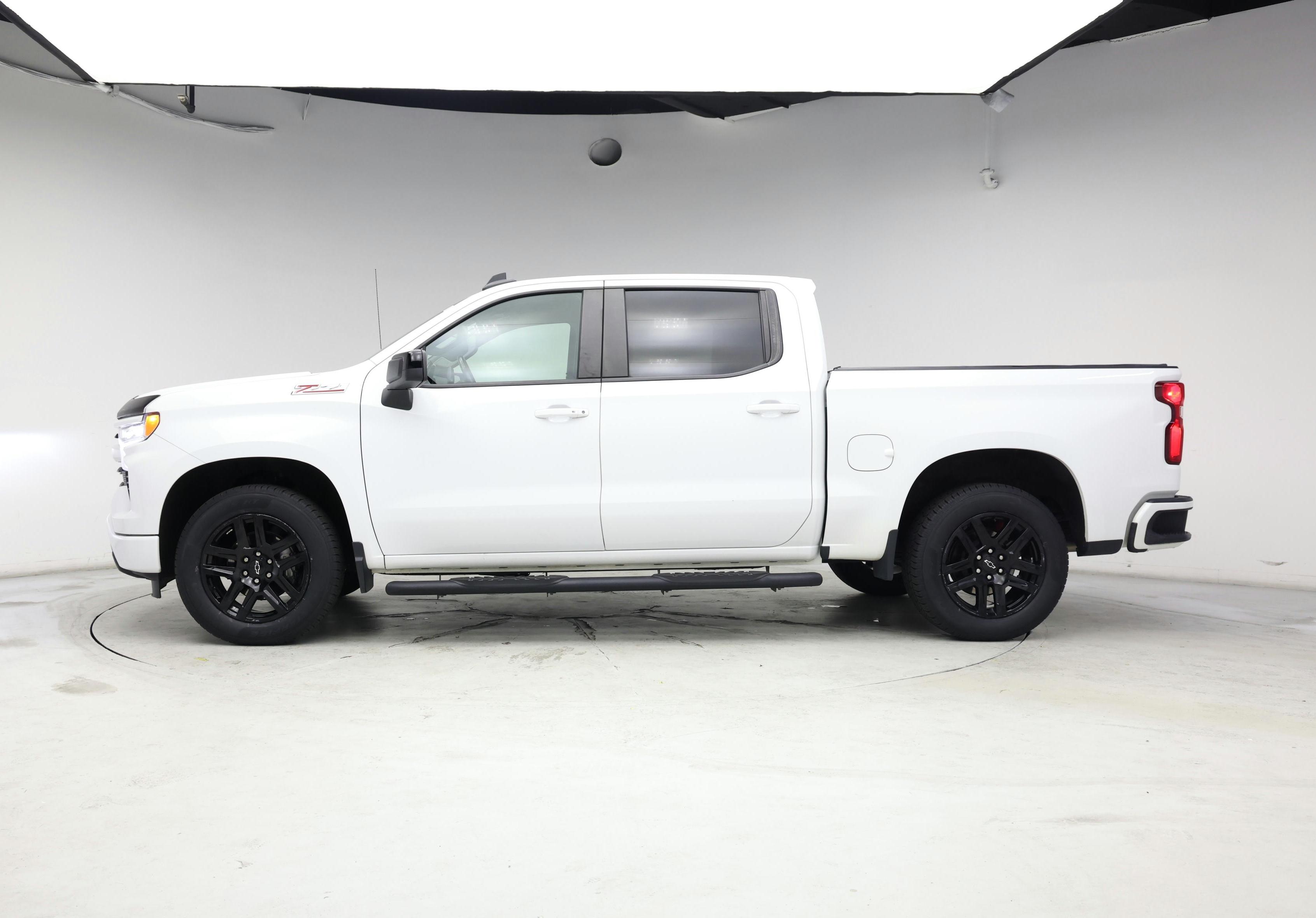 Thumbnail: 2022 Chevrolet Silverado 1500 - 3