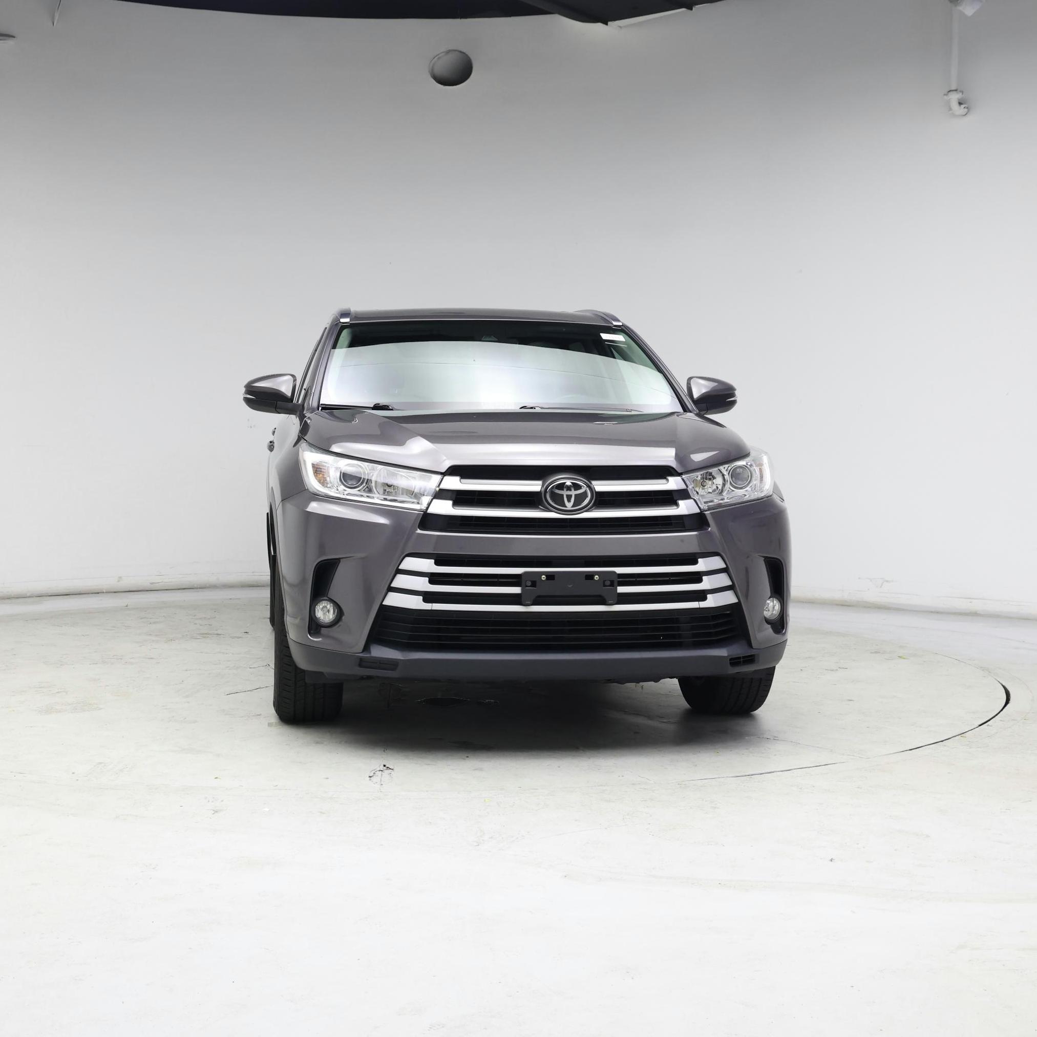 Thumbnail: 2017 Toyota Highlander - 5