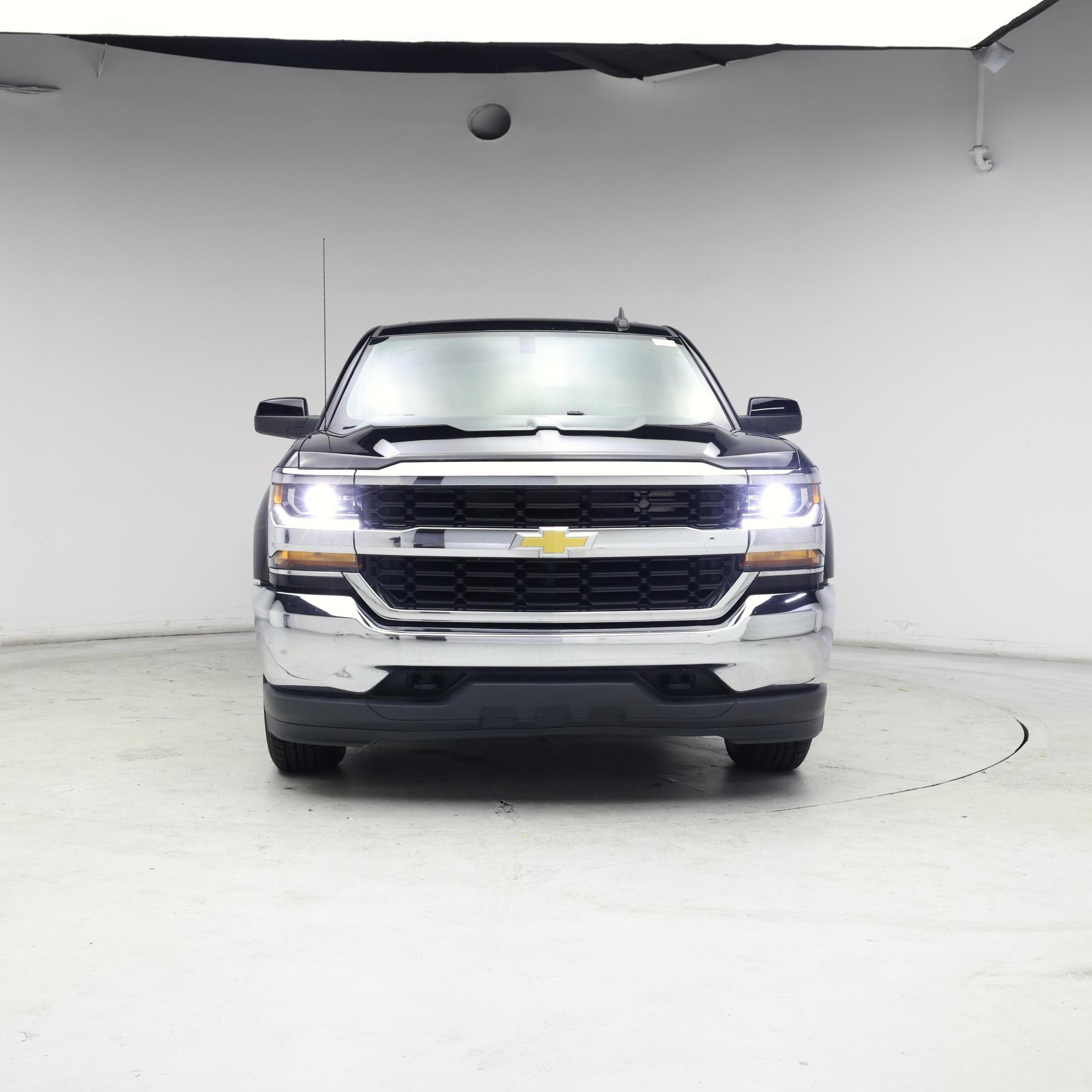Thumbnail: 2019 Chevrolet Silverado 1500 - 5