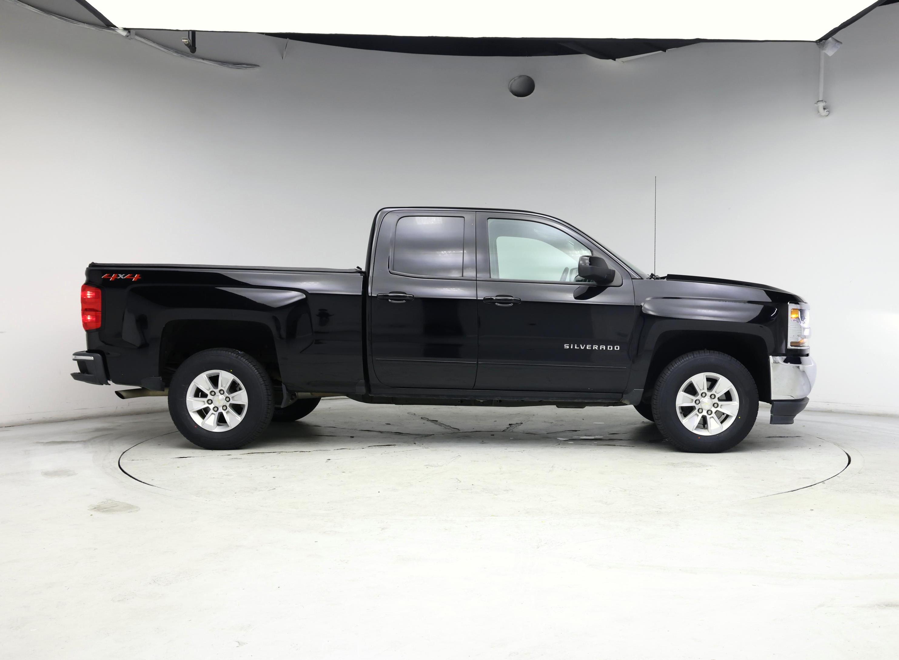 Thumbnail: 2019 Chevrolet Silverado 1500 - 7