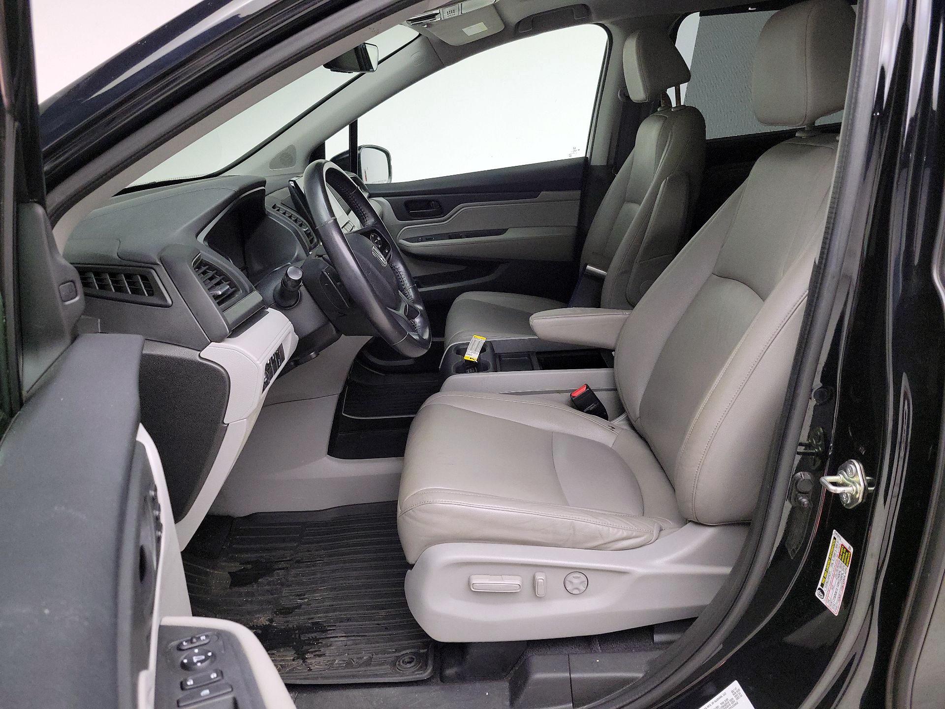 Thumbnail: 2018 Honda Odyssey - 11