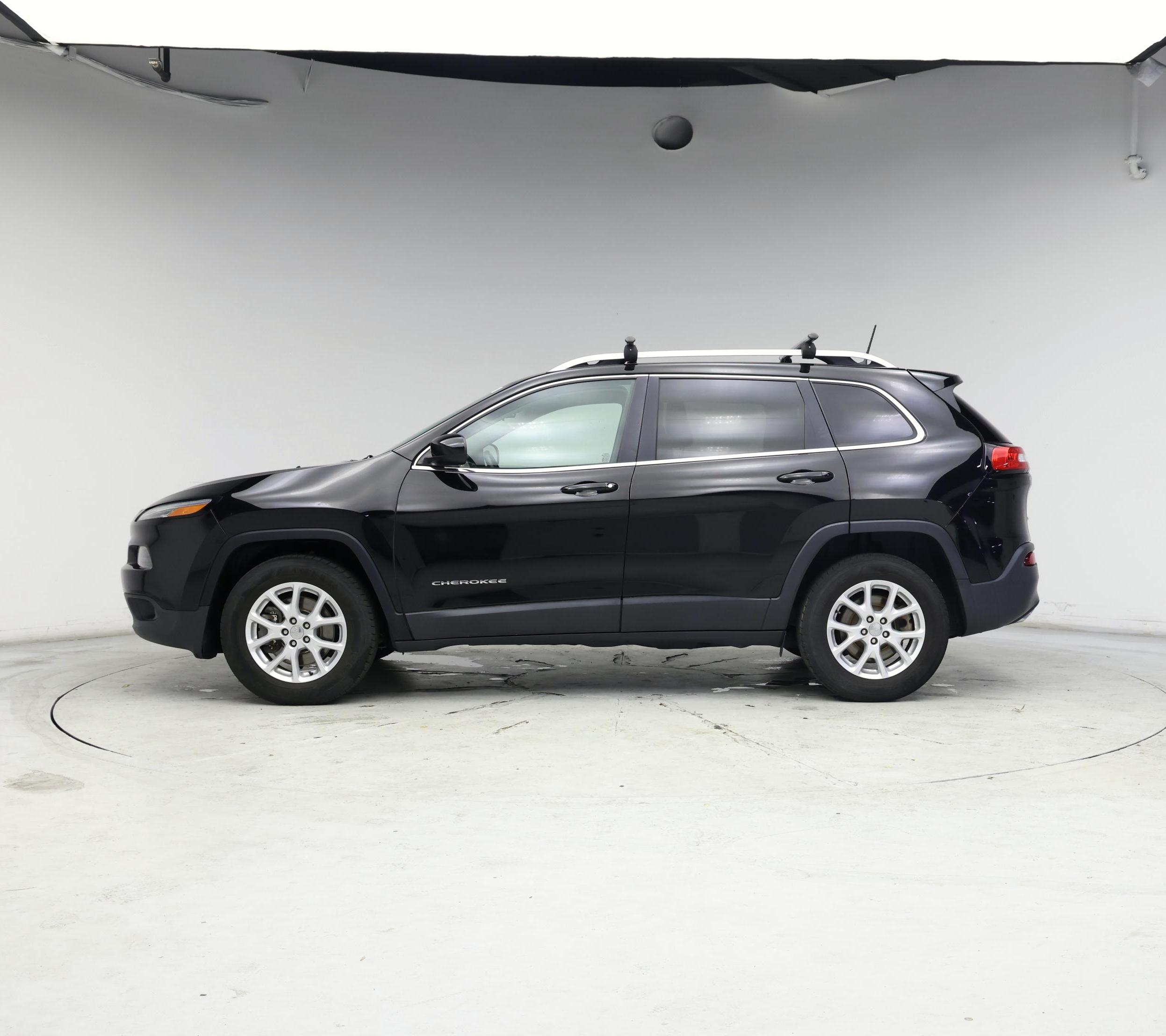 Thumbnail: 2017 Jeep Cherokee - 3