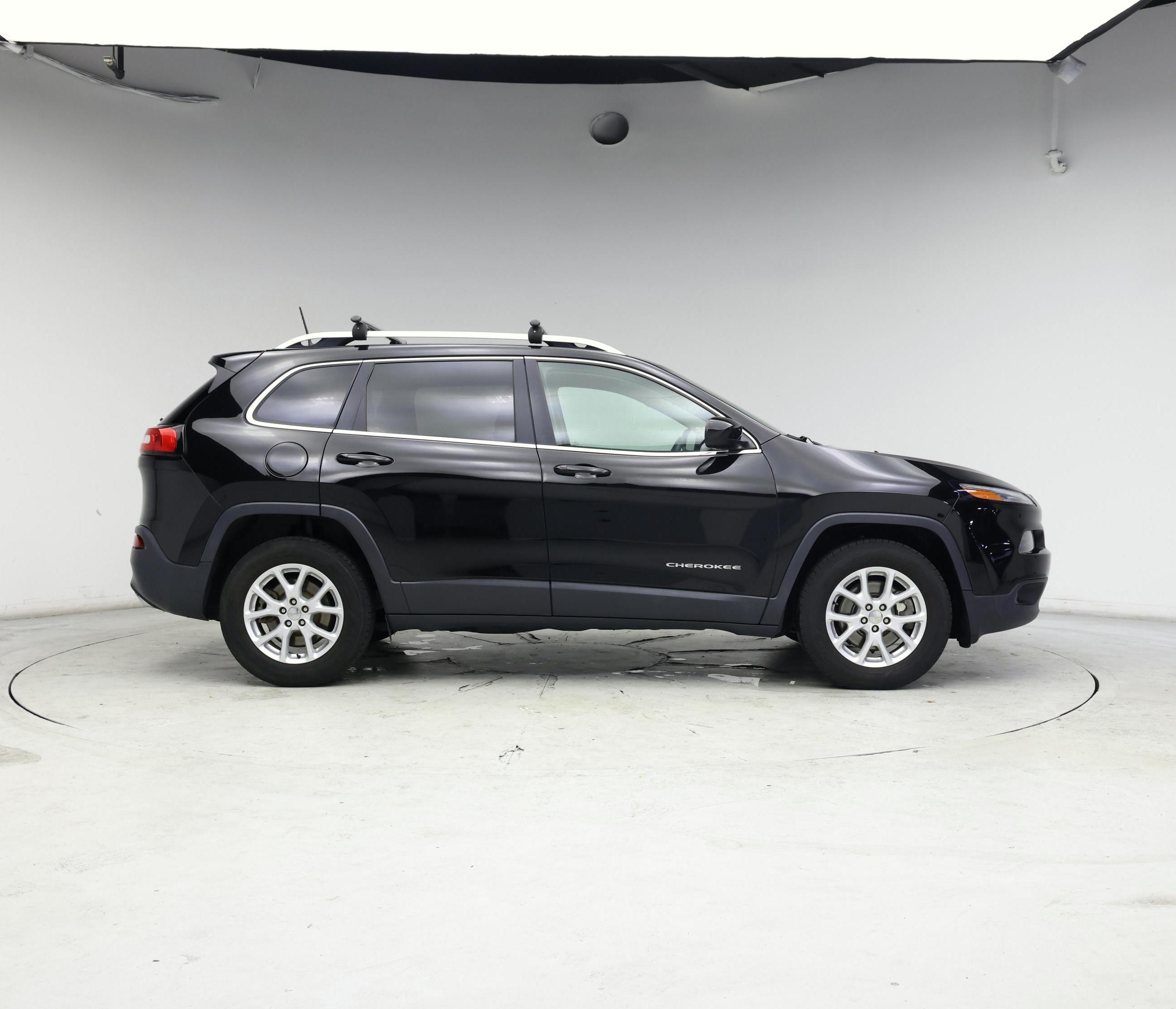 Thumbnail: 2017 Jeep Cherokee - 7