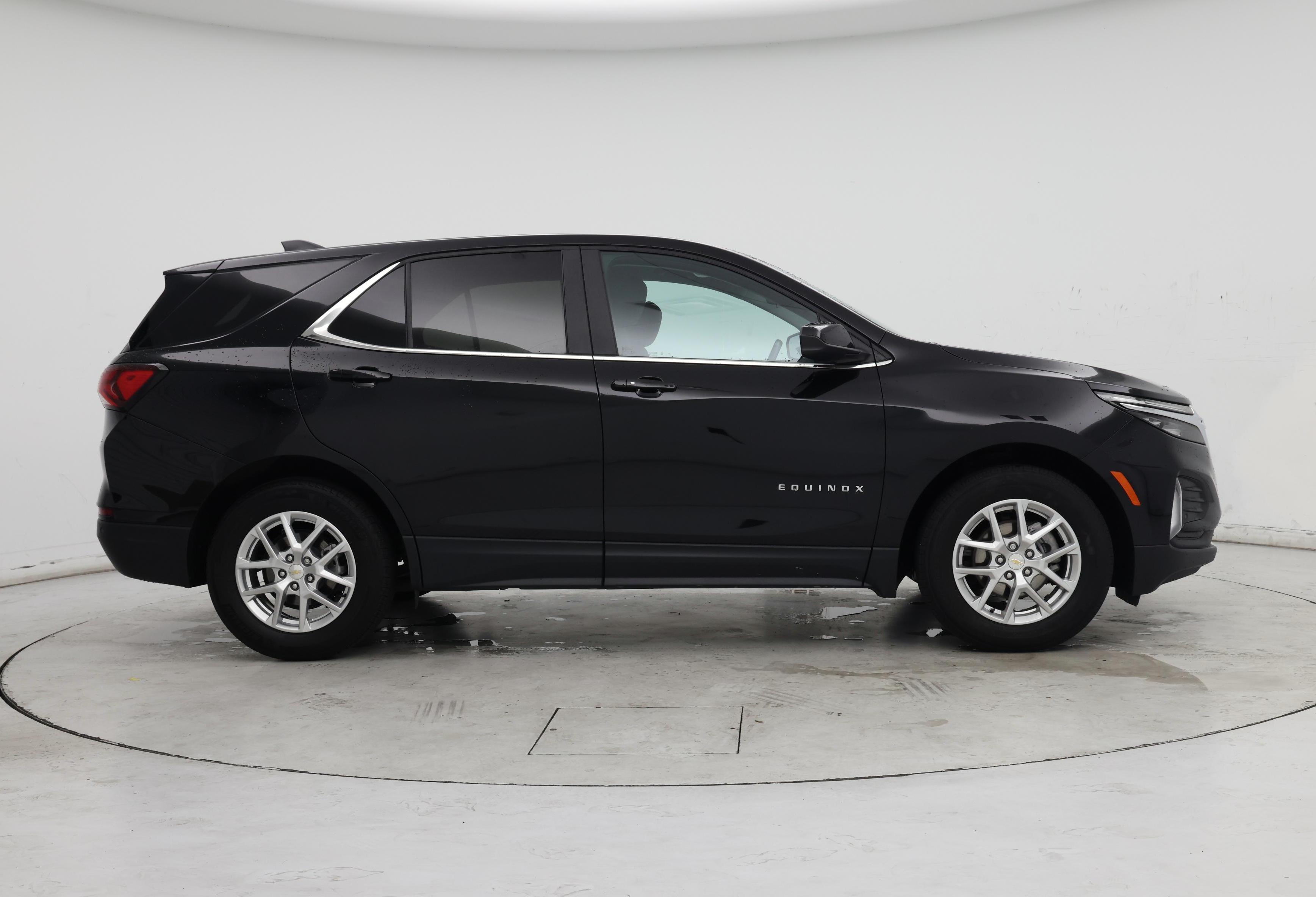 Thumbnail: 2022 Chevrolet Equinox - 7
