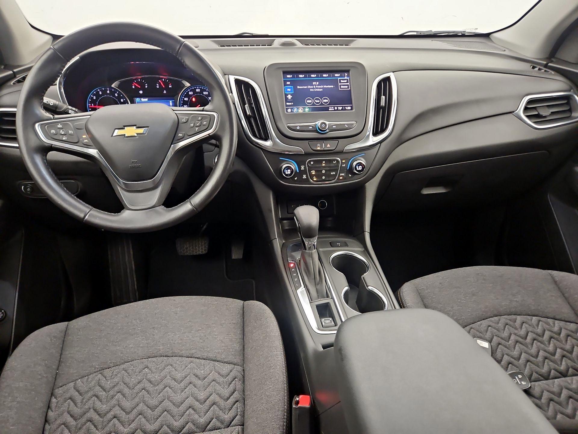 Thumbnail: 2022 Chevrolet Equinox - 9