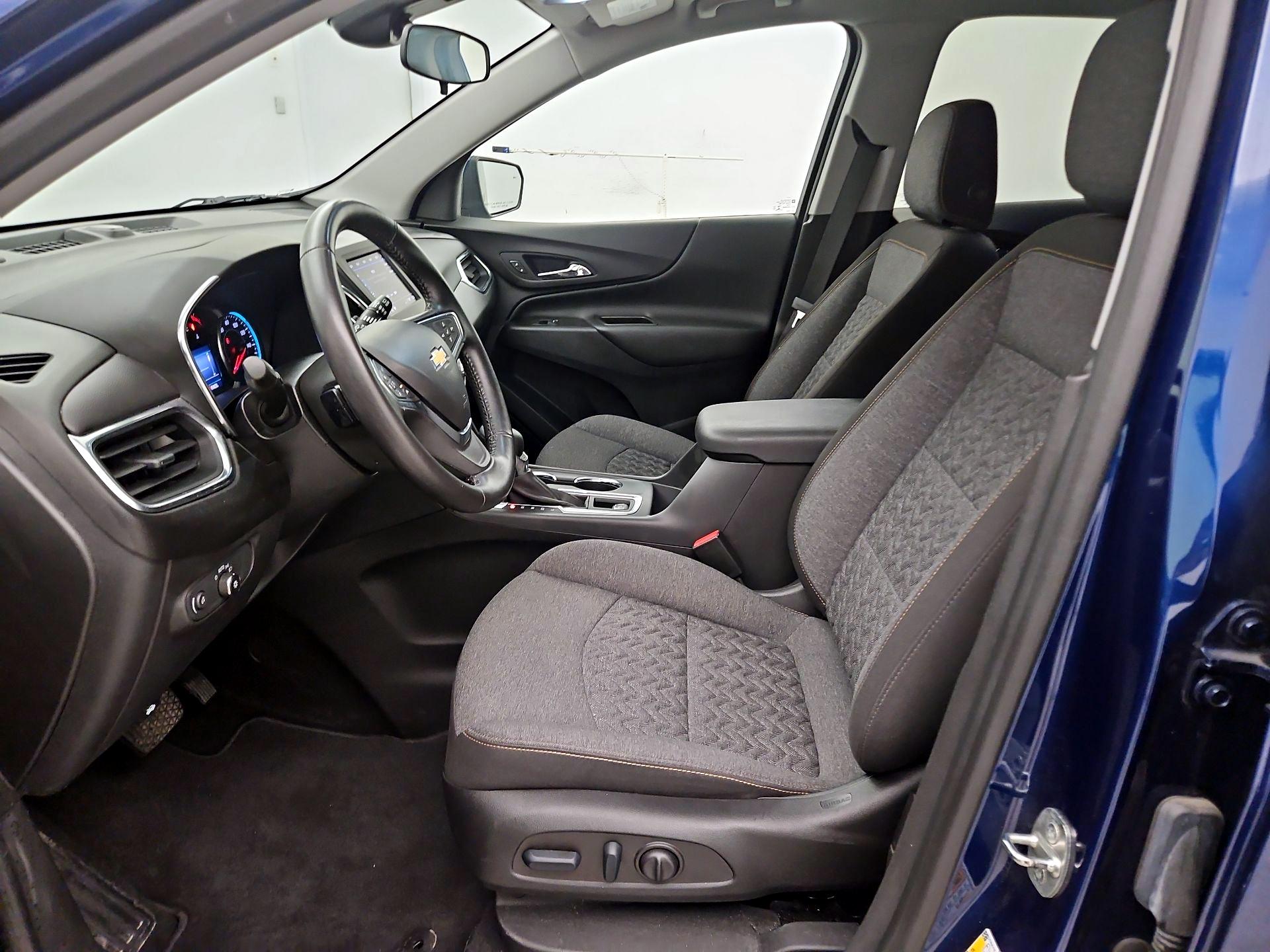 Thumbnail: 2022 Chevrolet Equinox - 11