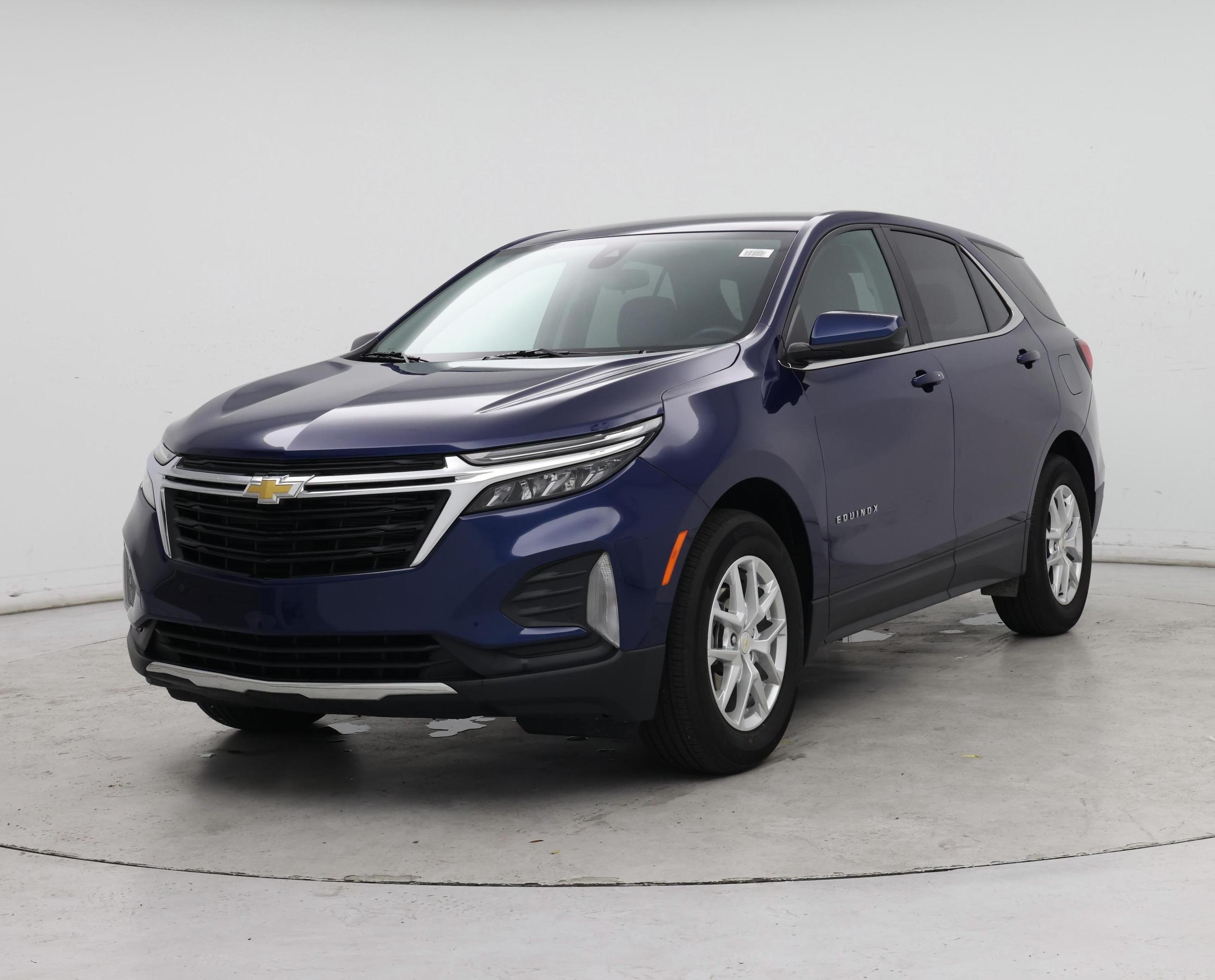 Thumbnail: 2022 Chevrolet Equinox - 4