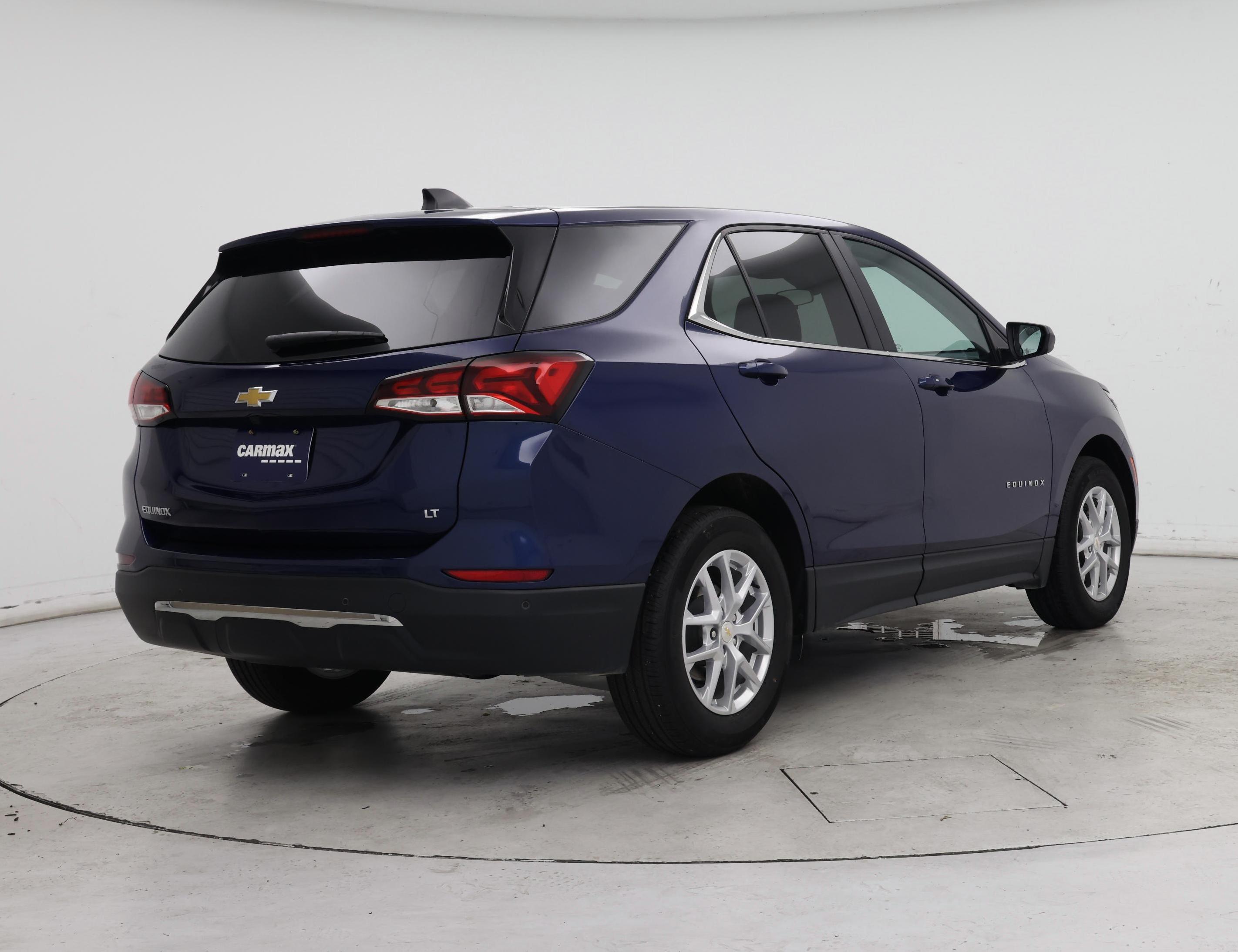 Thumbnail: 2022 Chevrolet Equinox - 8