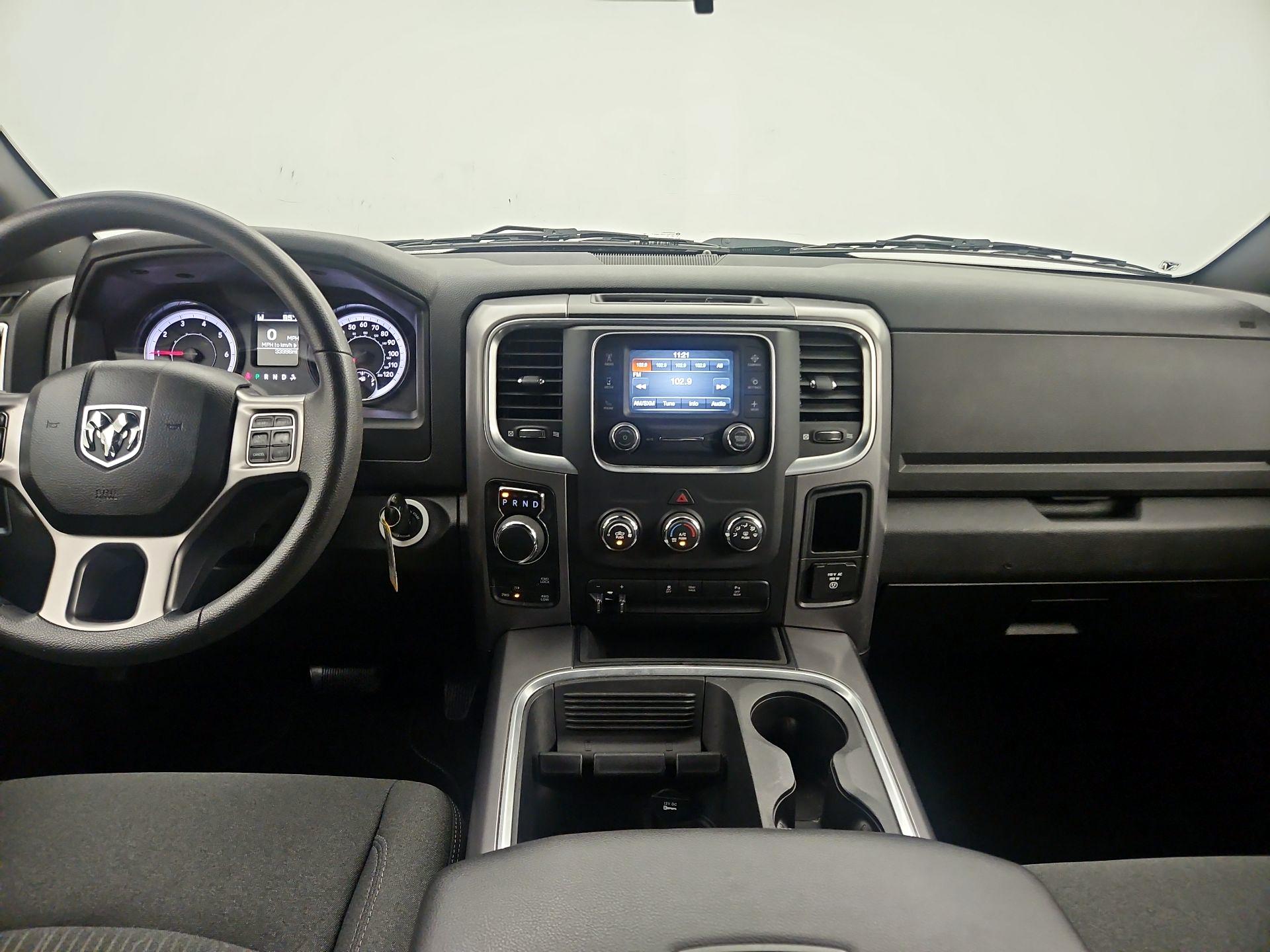 Thumbnail: 2022 RAM 1500 Classic - 9